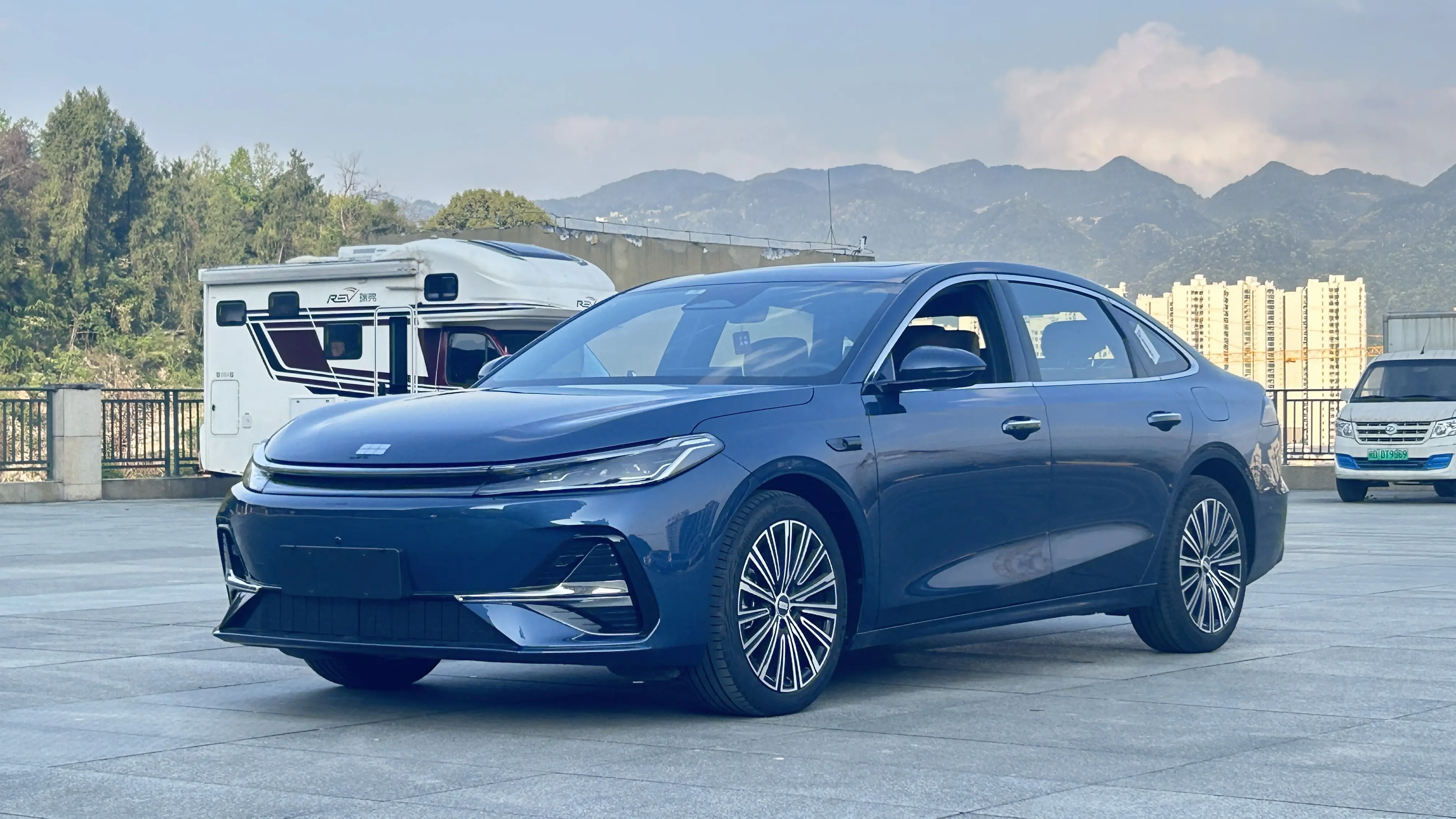 Geely Galaxy A7 PHEV