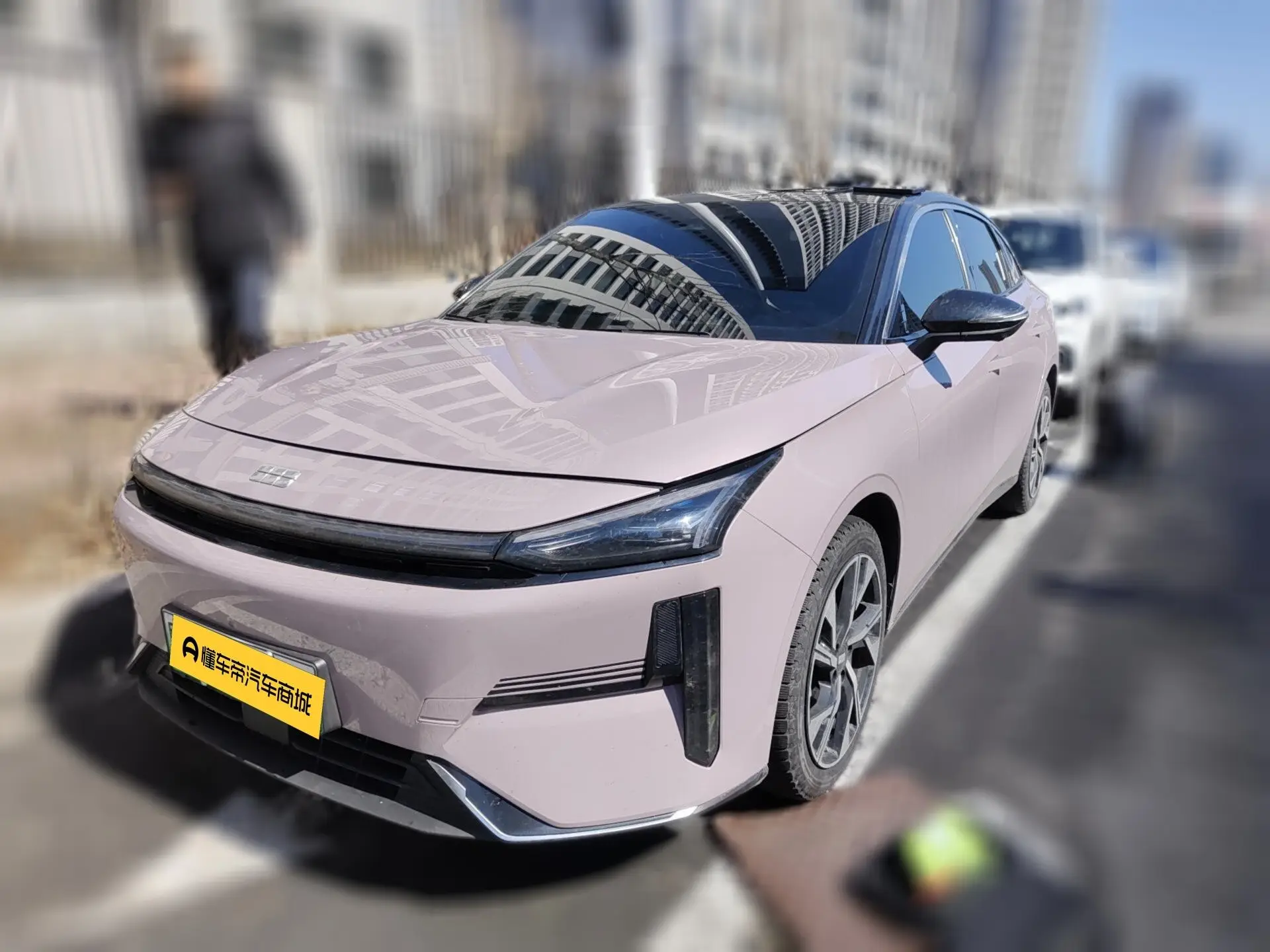Geely Galaxy L6