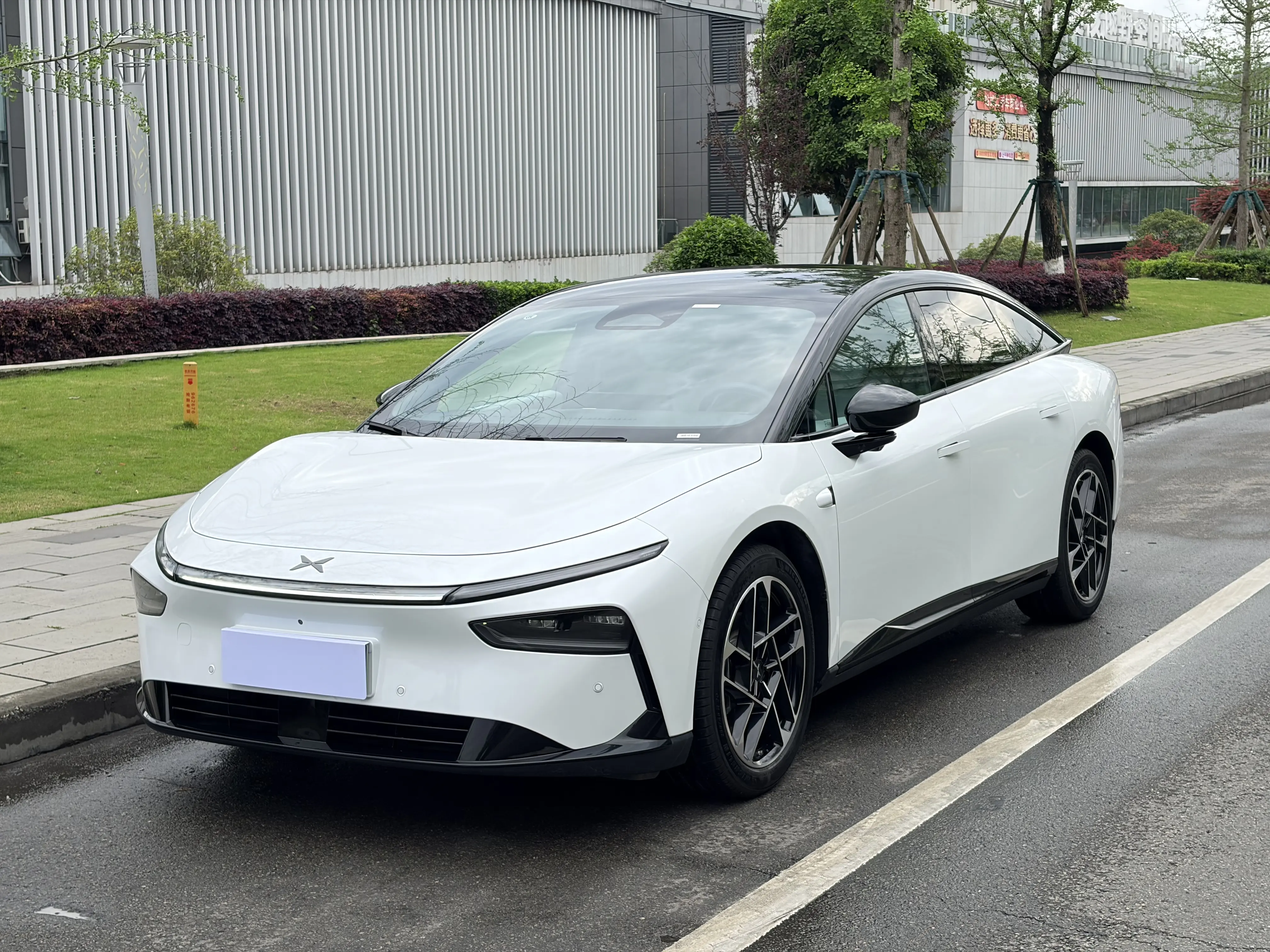 Xpeng P7+
