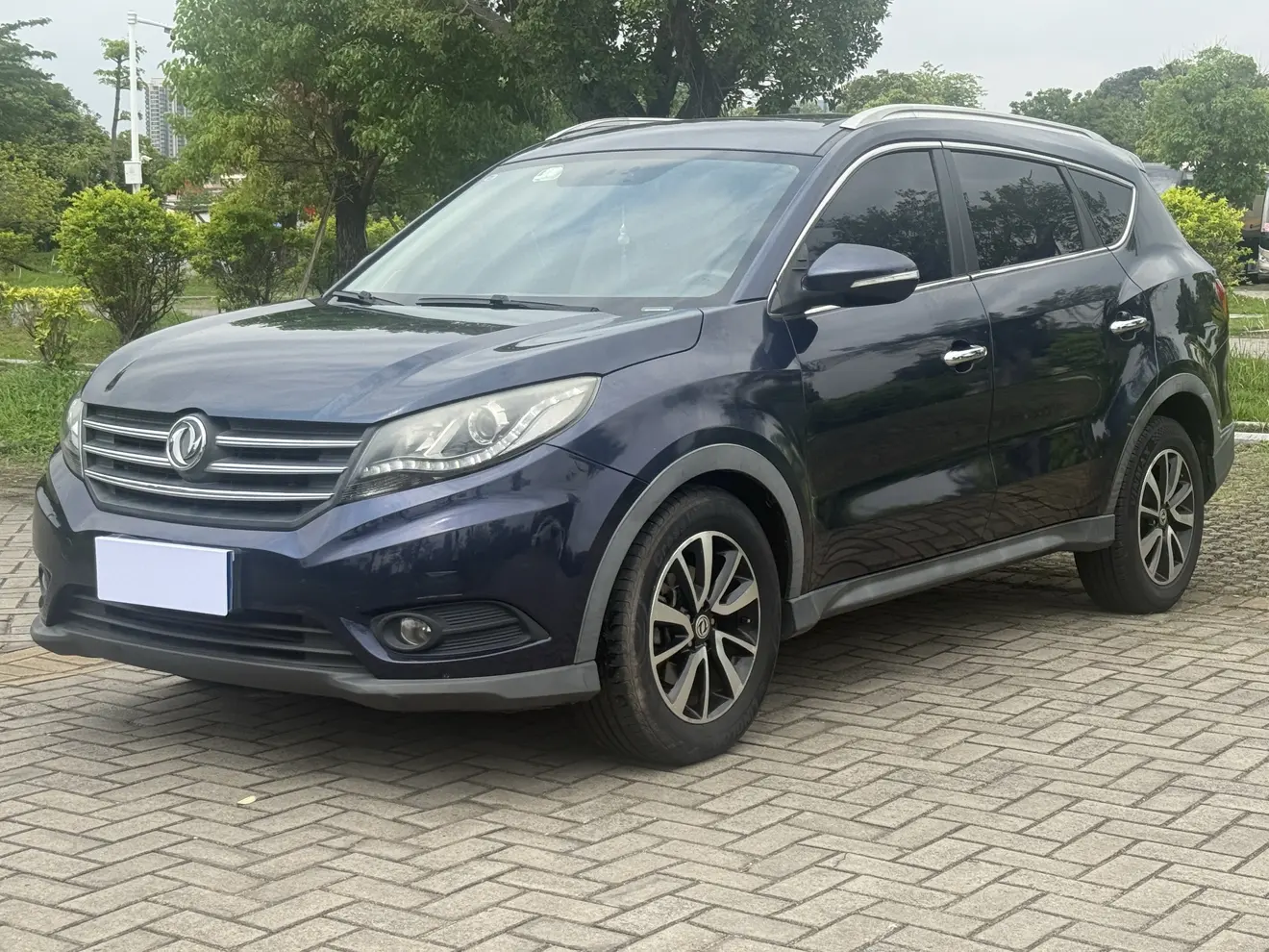 Dongfeng Fengon 580