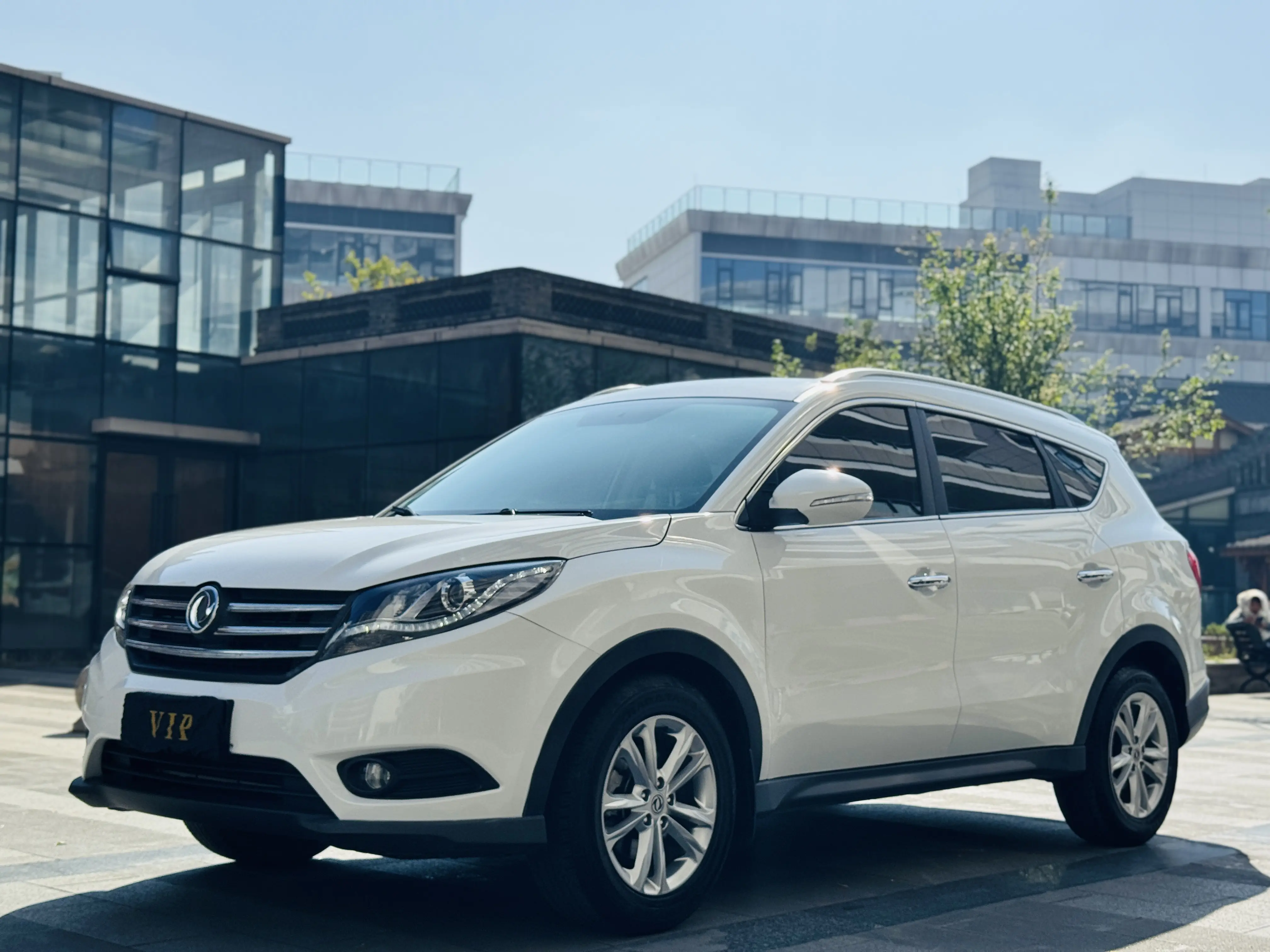 Dongfeng Fengon 580