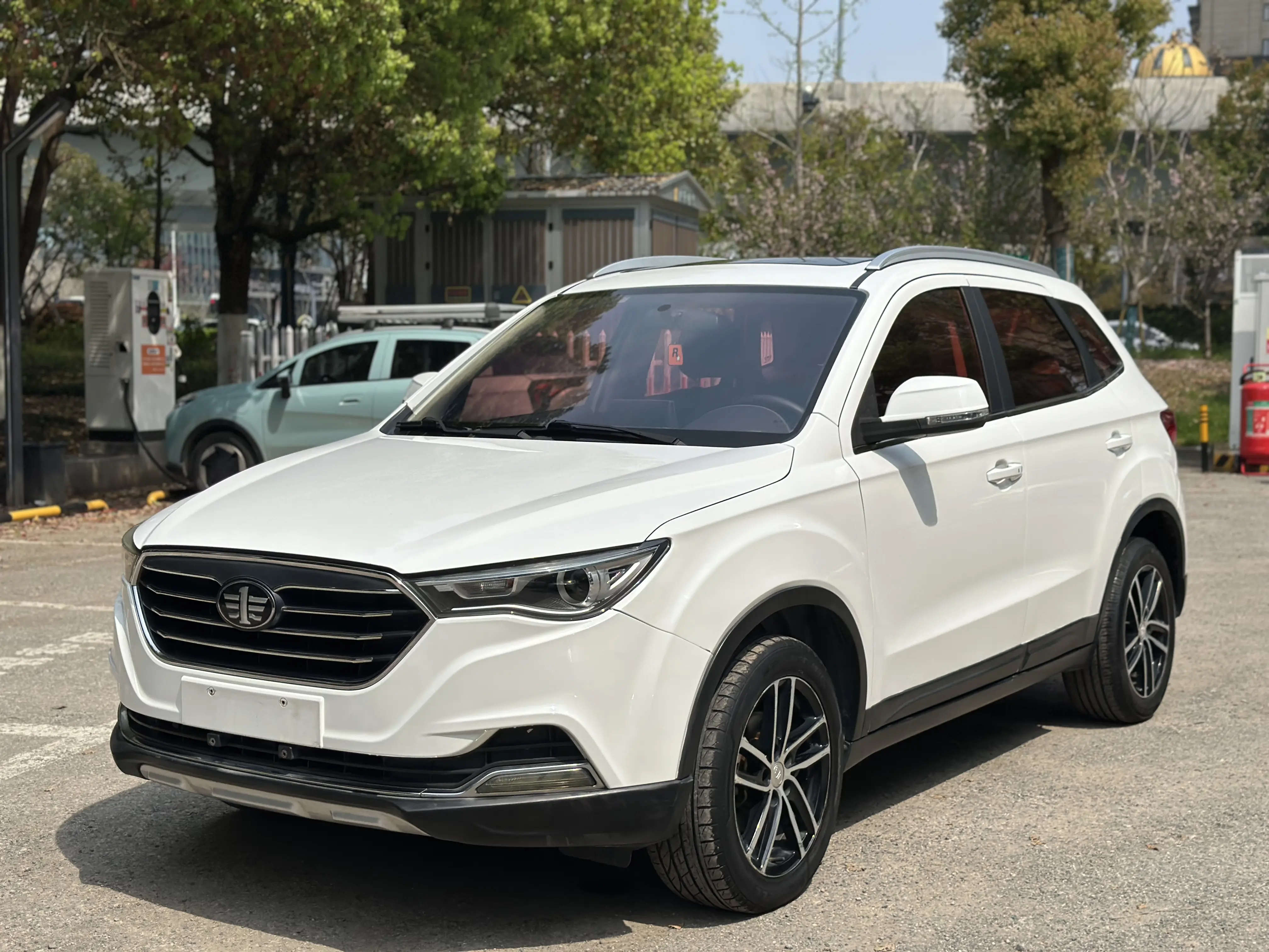 FAW Bestune X40