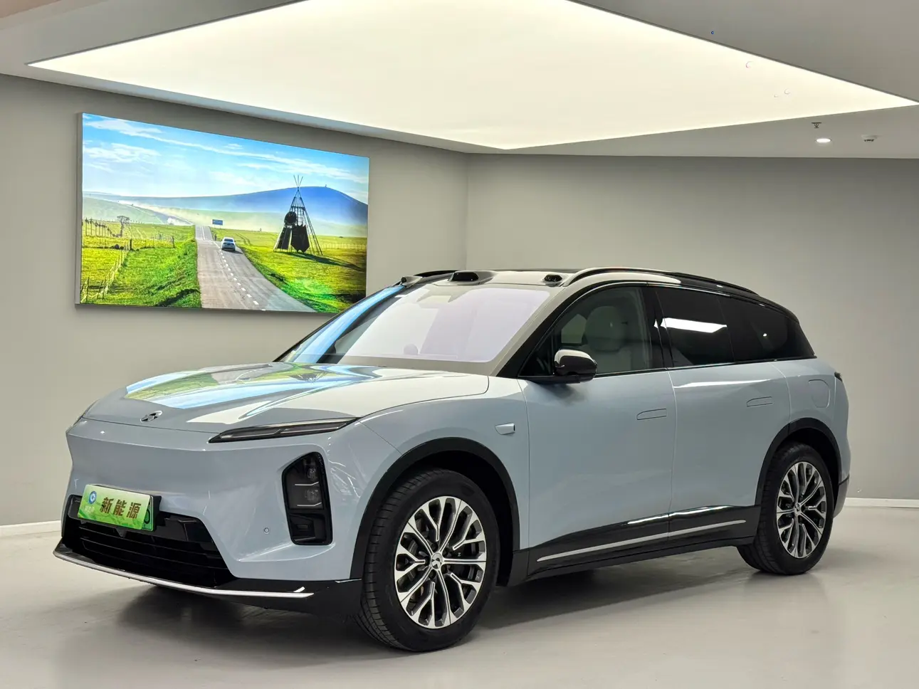 NIO ES6