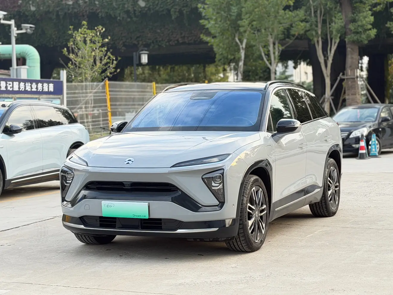 NIO ES6