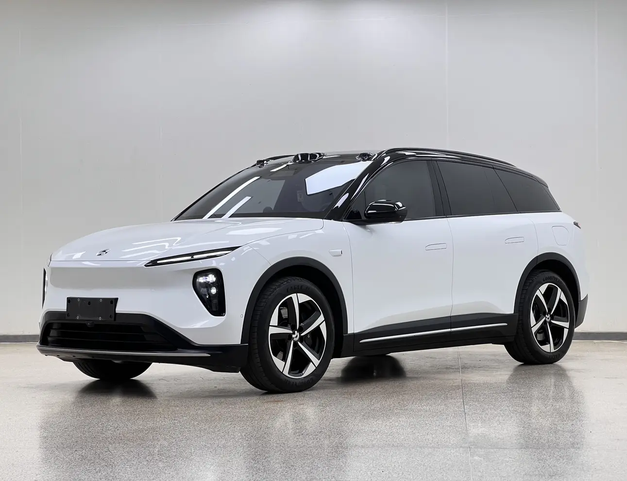 NIO ES6