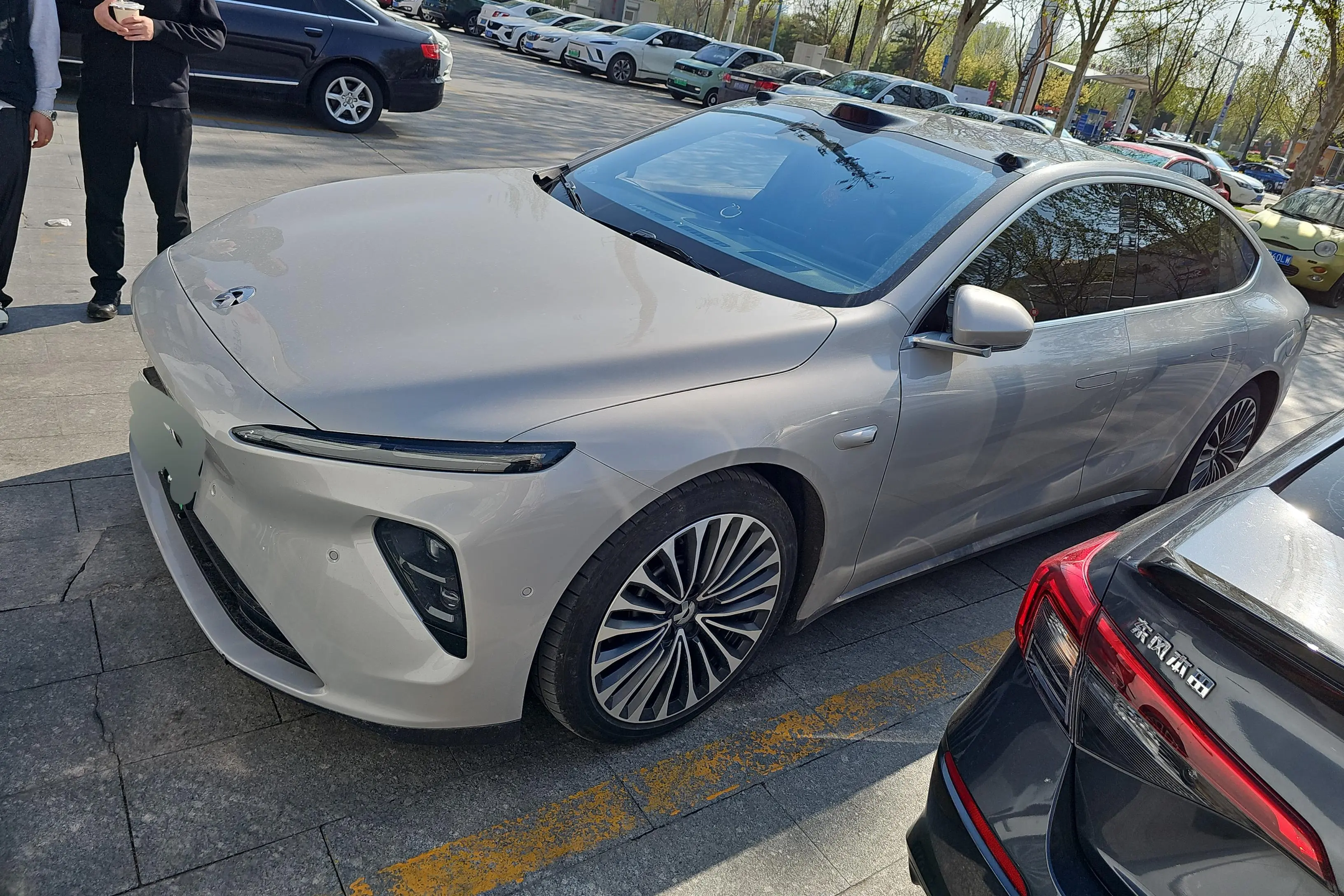 NIO ET7
