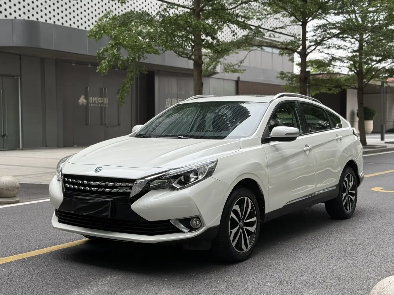 Kai Chen Venucia T90