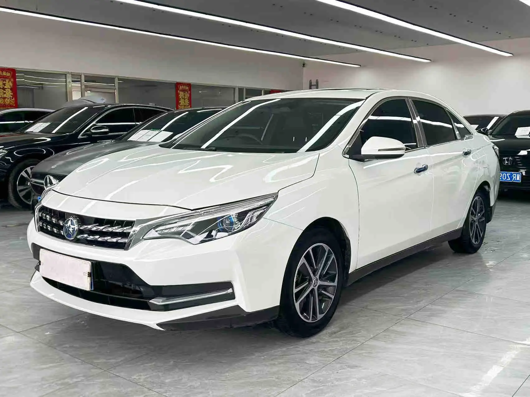 Kai Chen Venucia D60