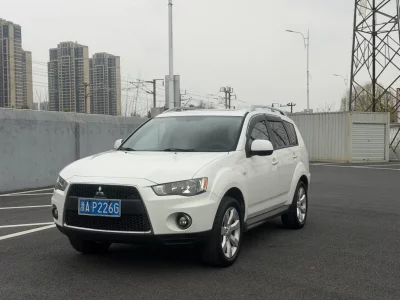 Mitsubishi Outlander, 2010 — купить с доставкой из Китая