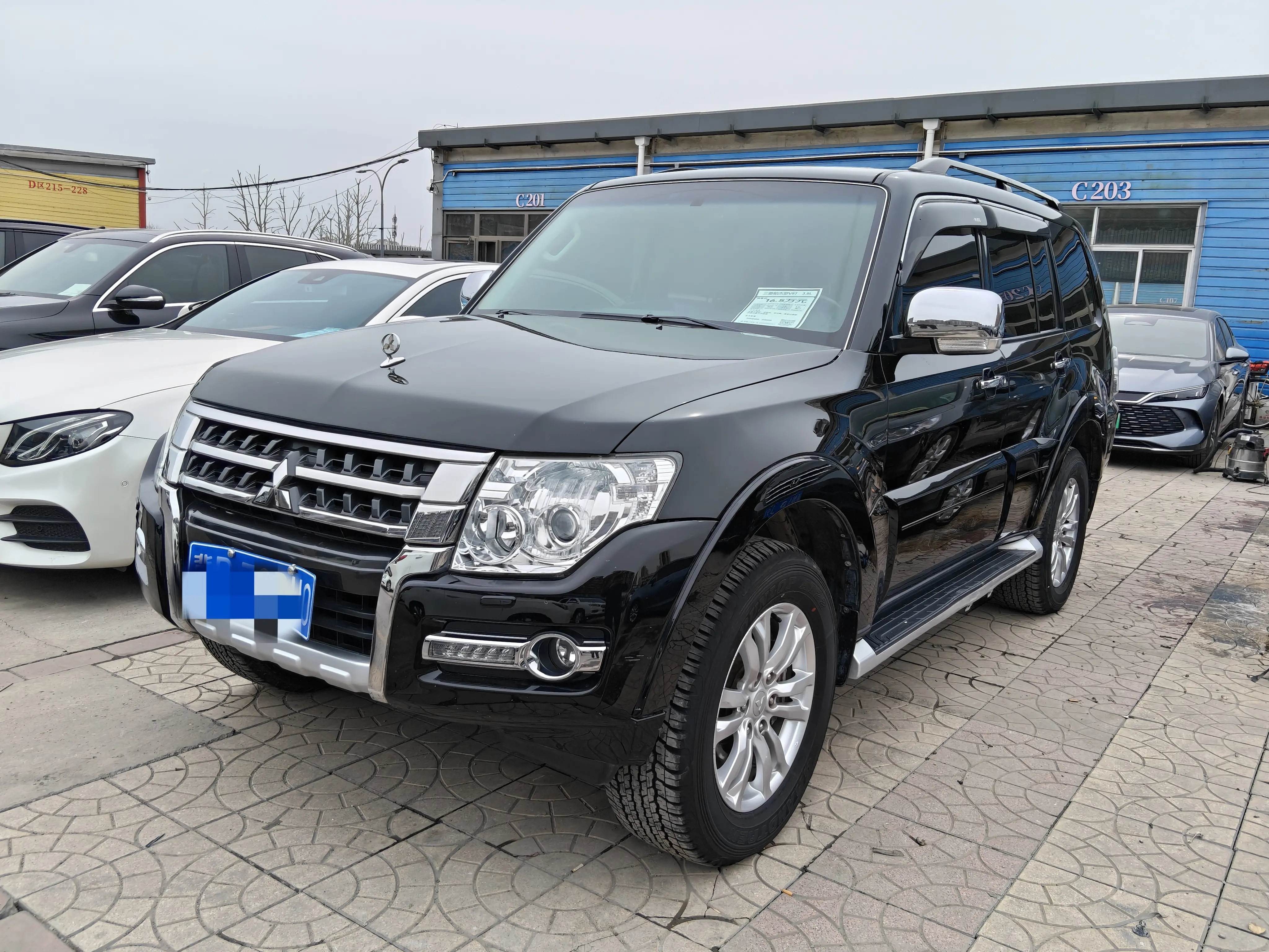 Mitsubishi Pajero