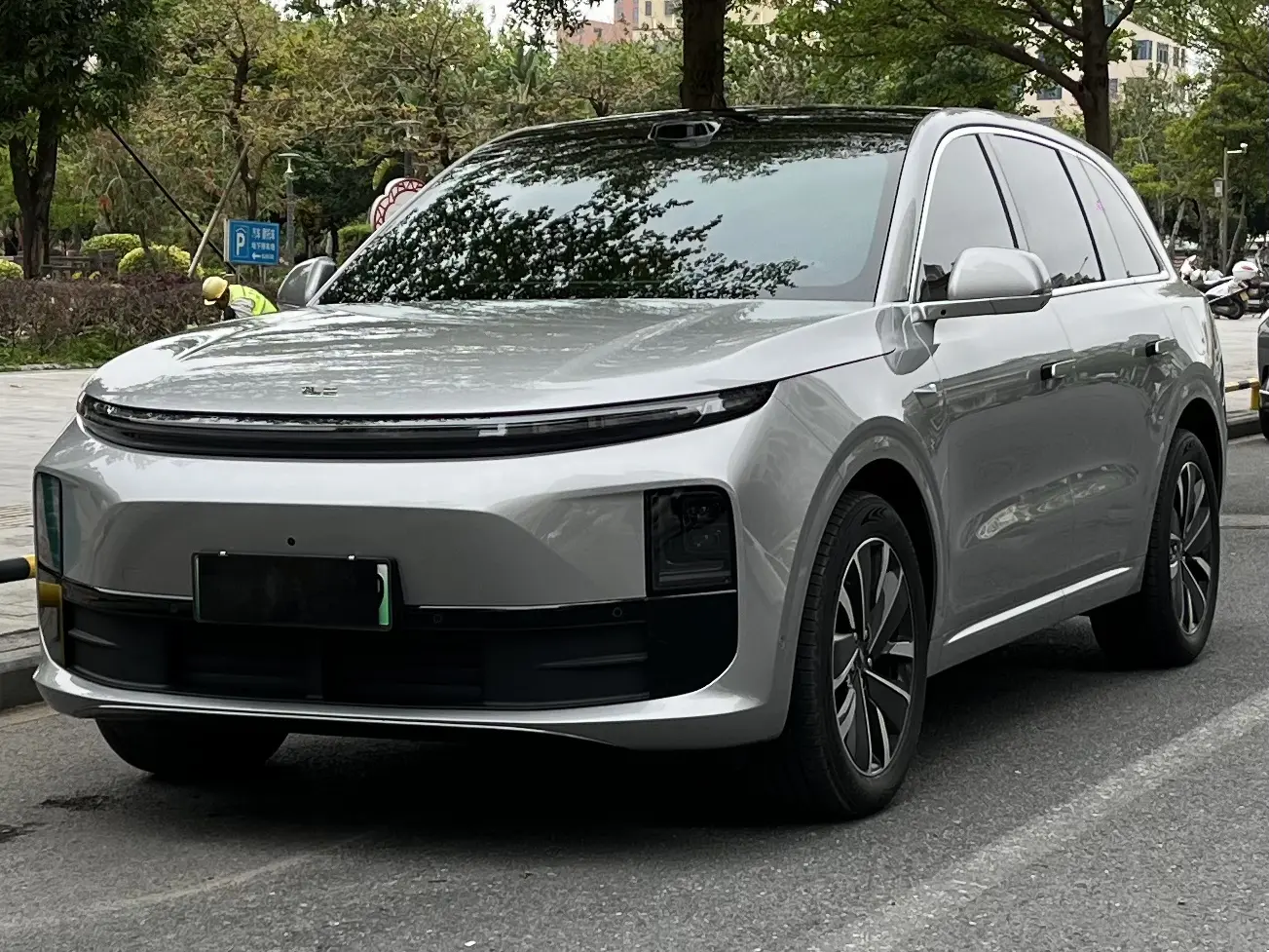 Lixiang L6