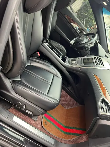 catalog-car-4