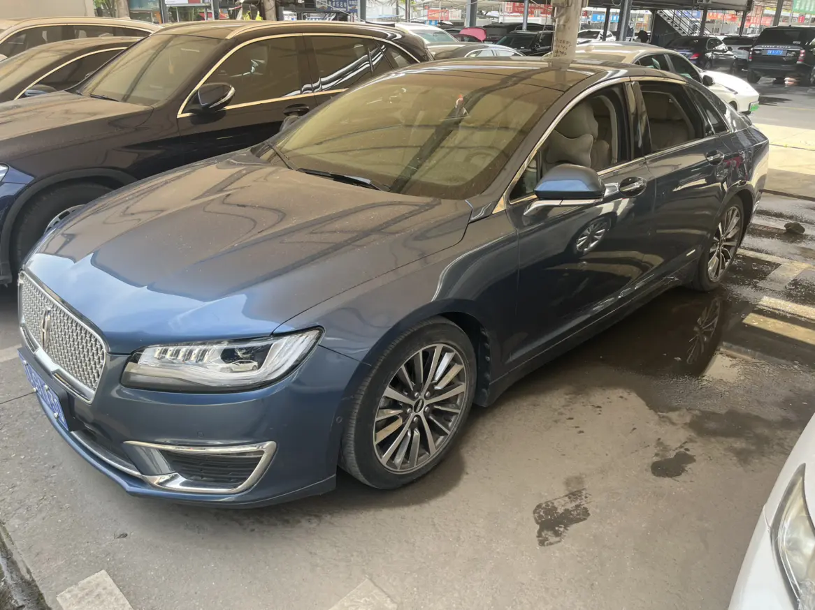 Lincoln MKZ