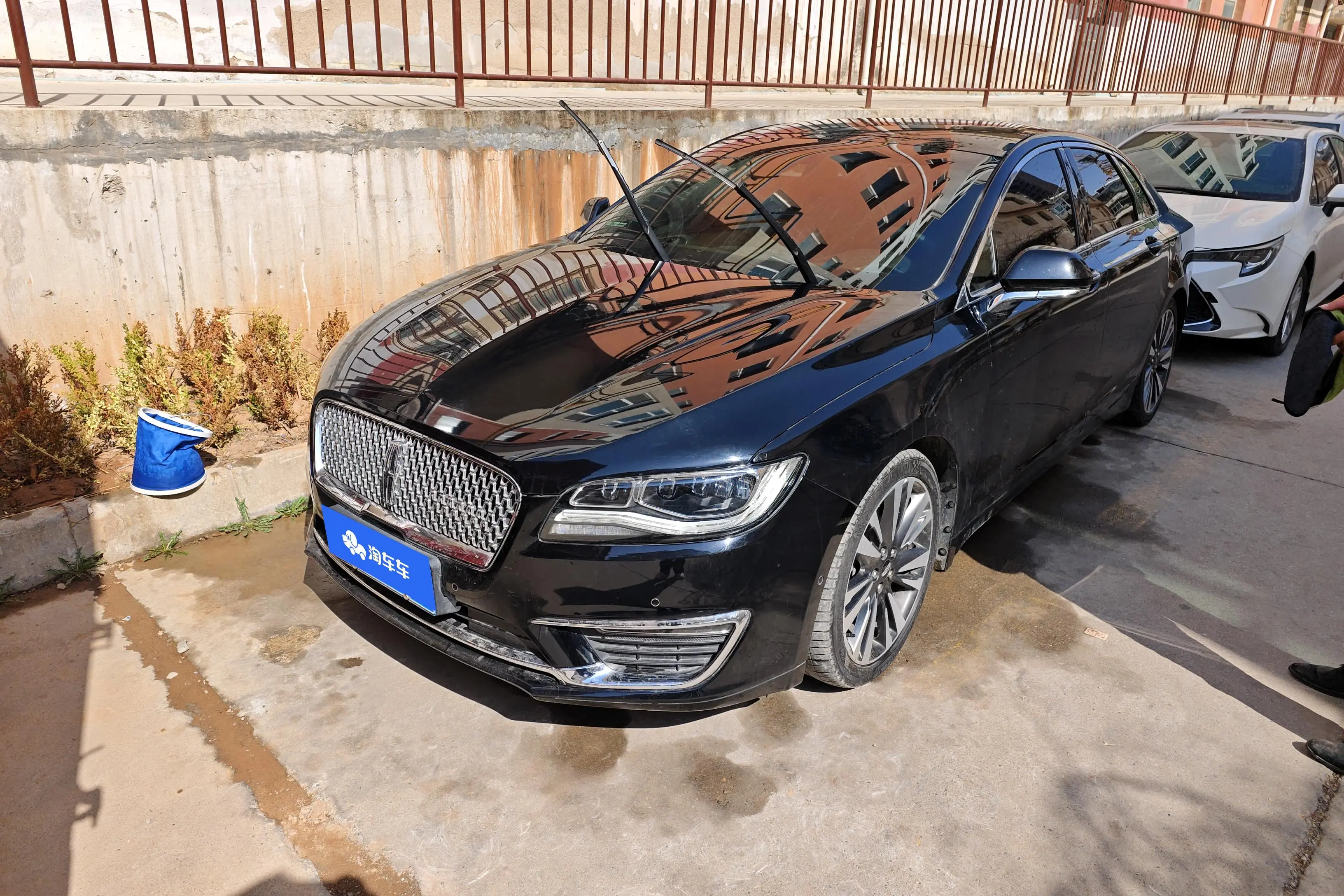 Lincoln MKZ