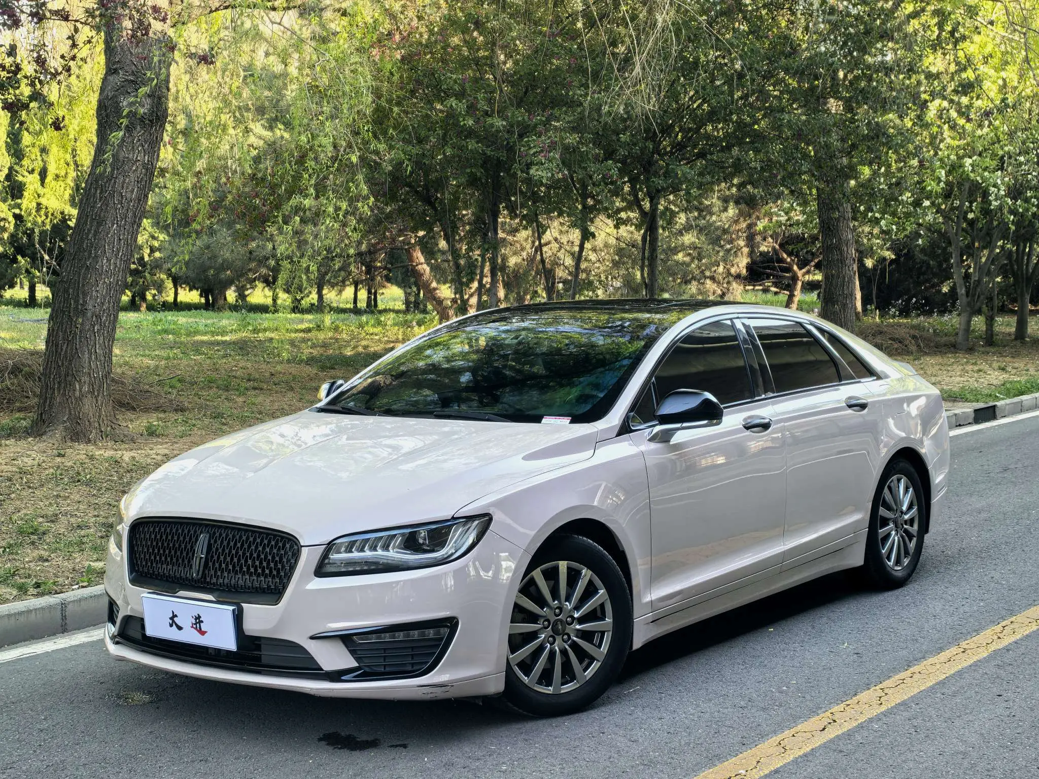 Lincoln MKZ