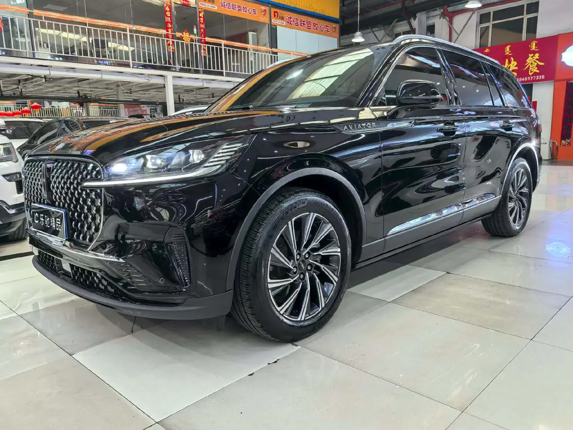 Lincoln Aviator