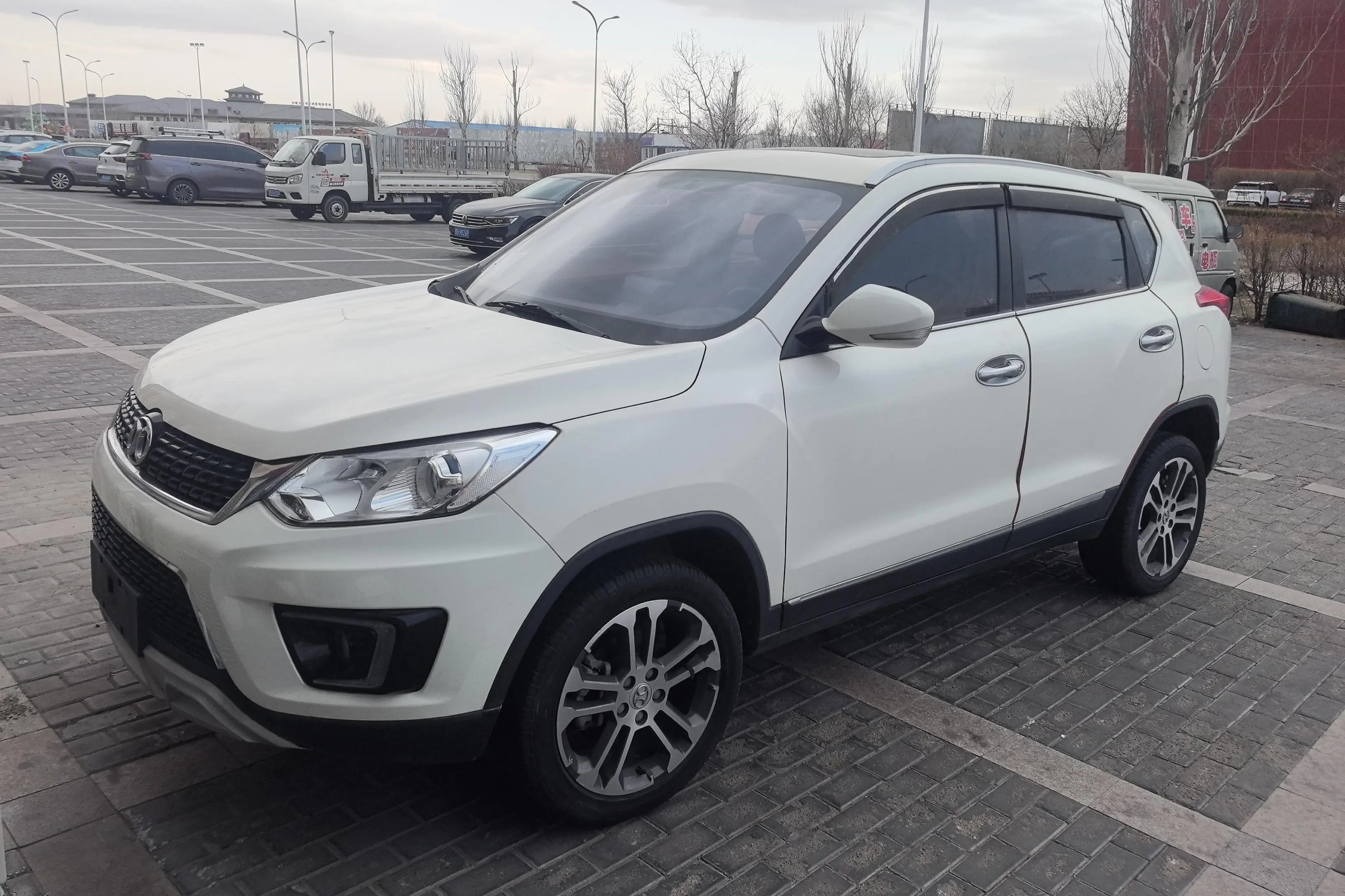 BAIC Shenbao X35