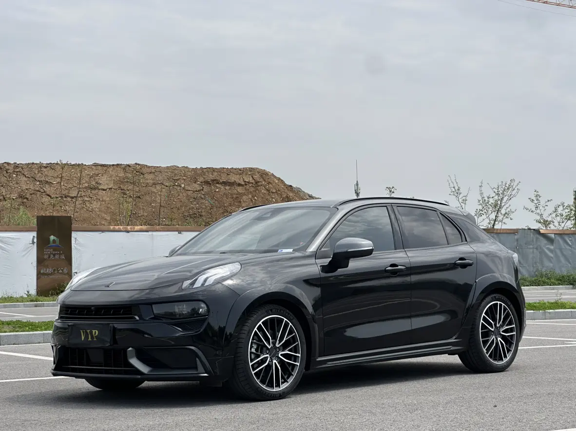 Lynk & Co 02 Hatchback