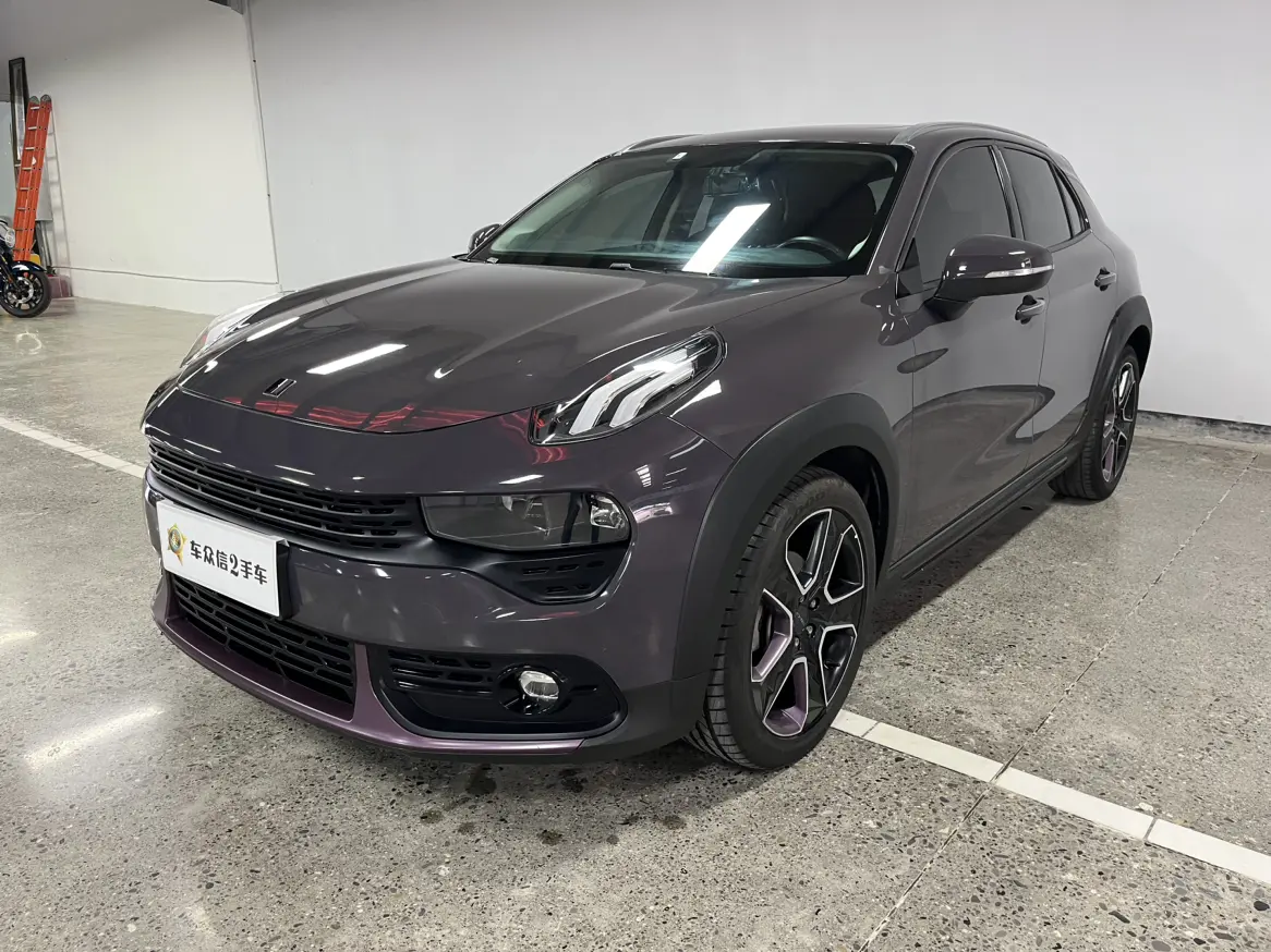 Lynk & Co 02