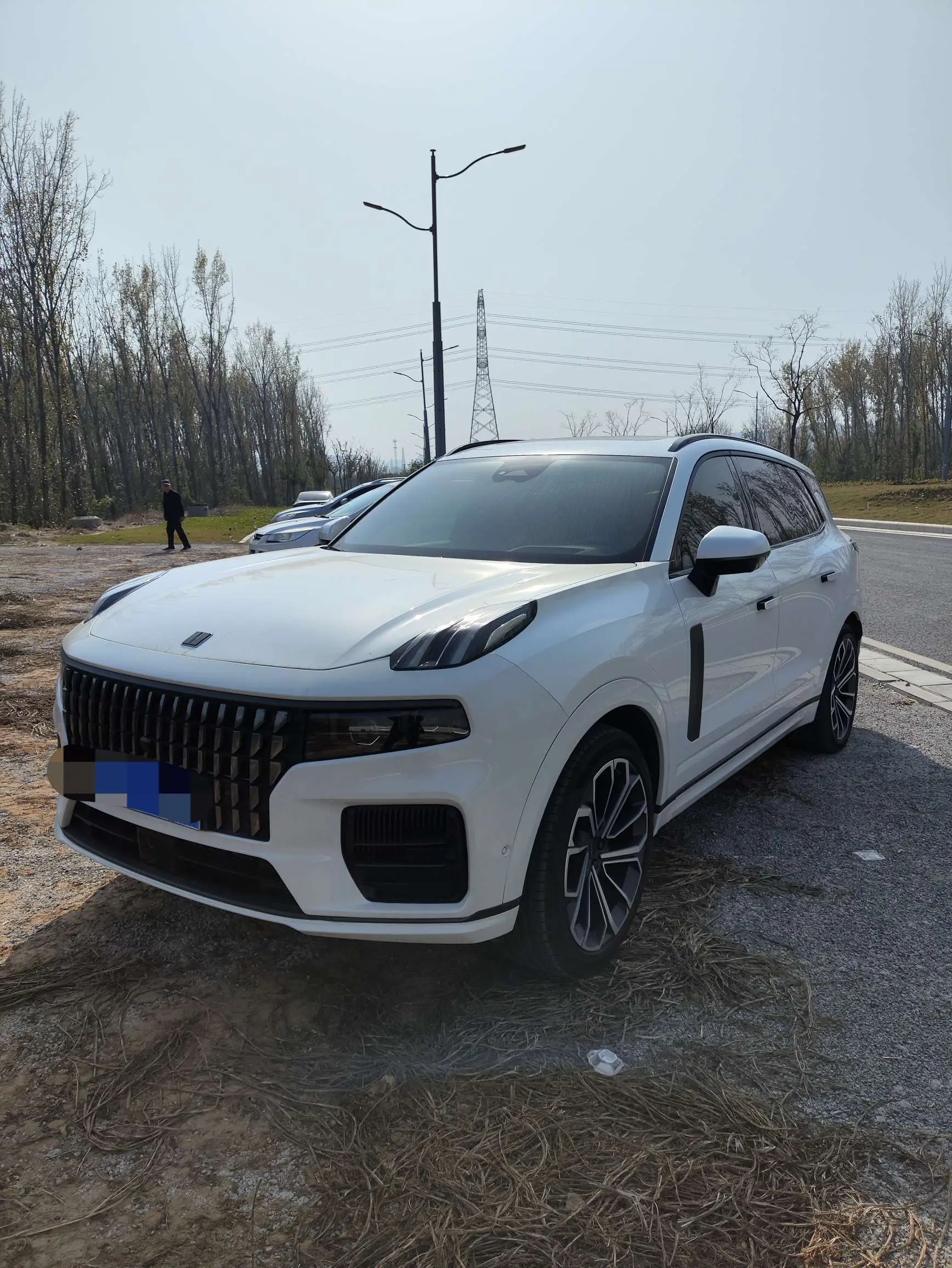 Lynk & Co 09