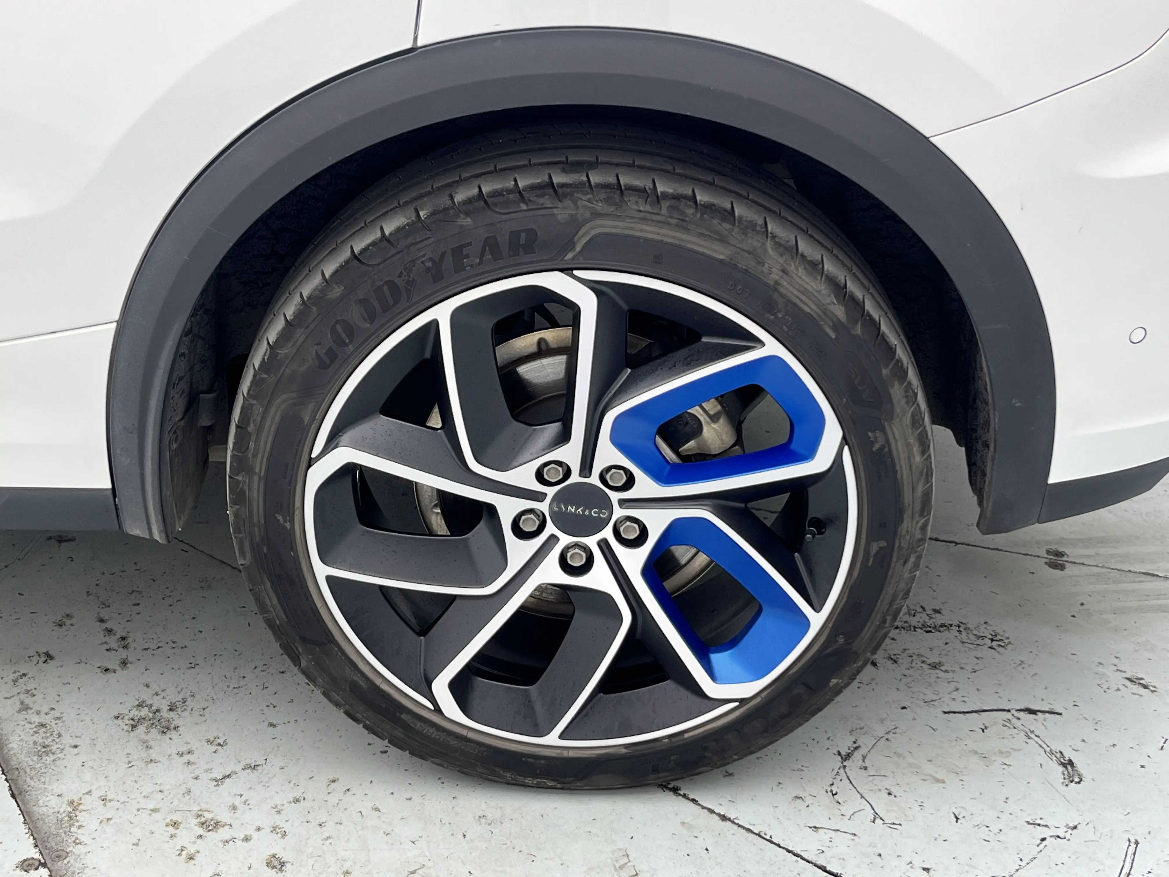 Lynk & Co 05