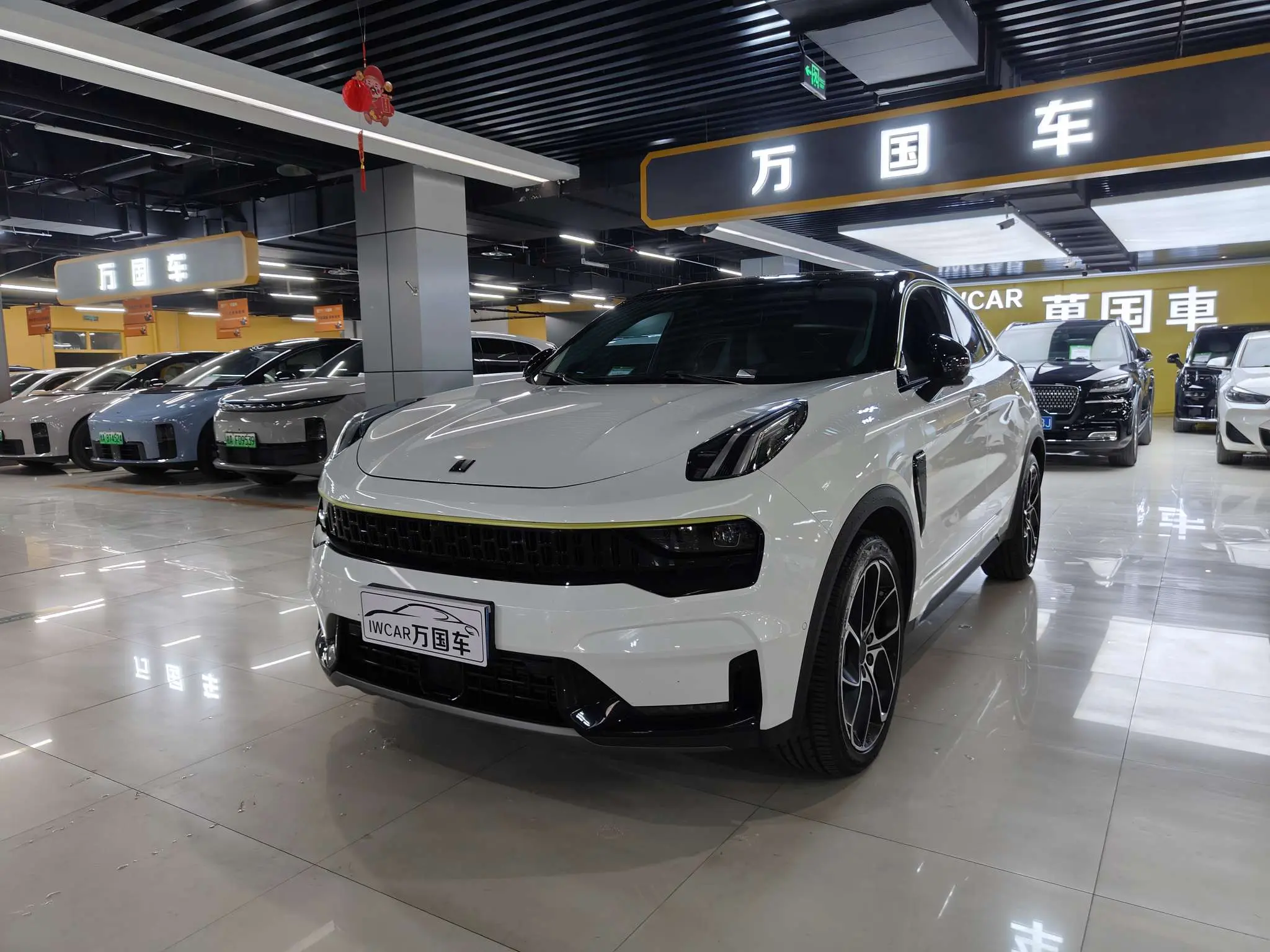 Lynk & Co 05
