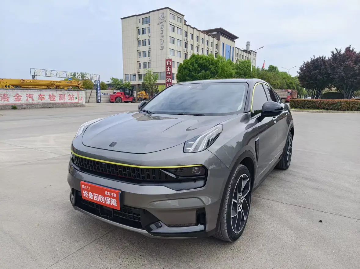 Lynk & Co 05