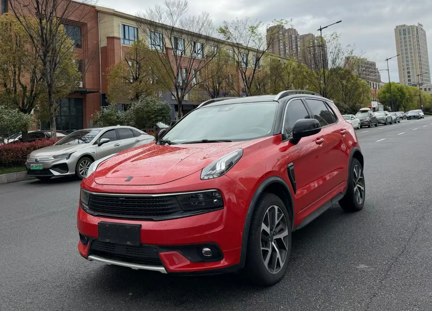 Lynk & Co 01