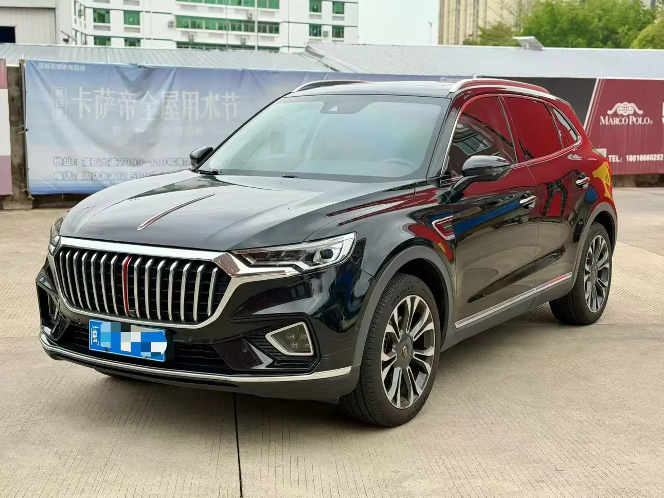 Hongqi HS5