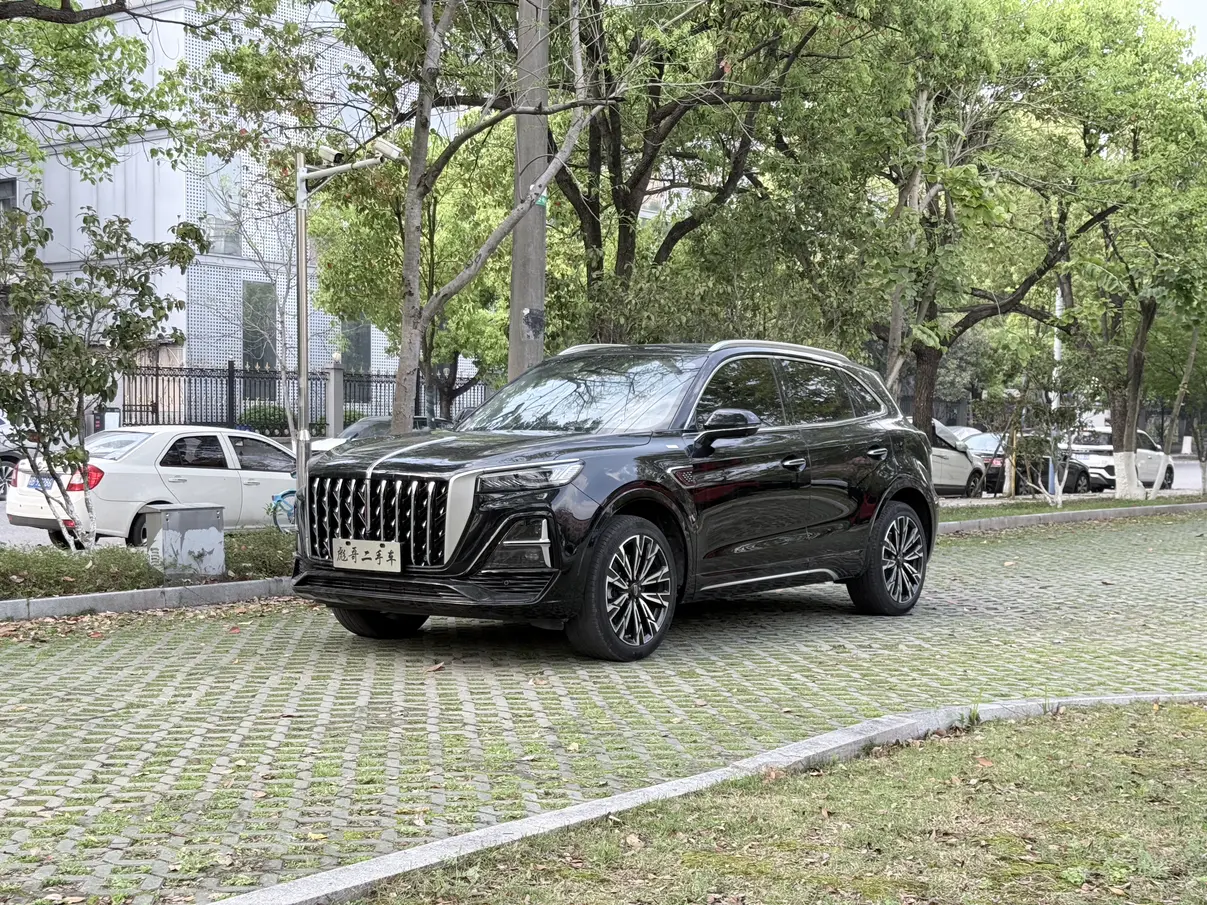 Hongqi HS5