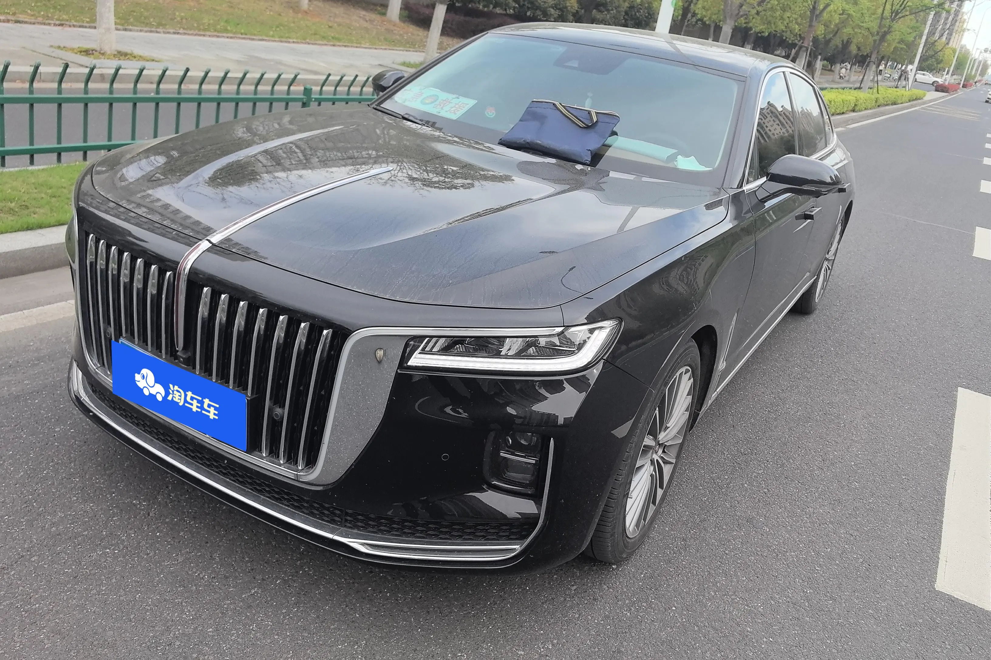 Hongqi H9