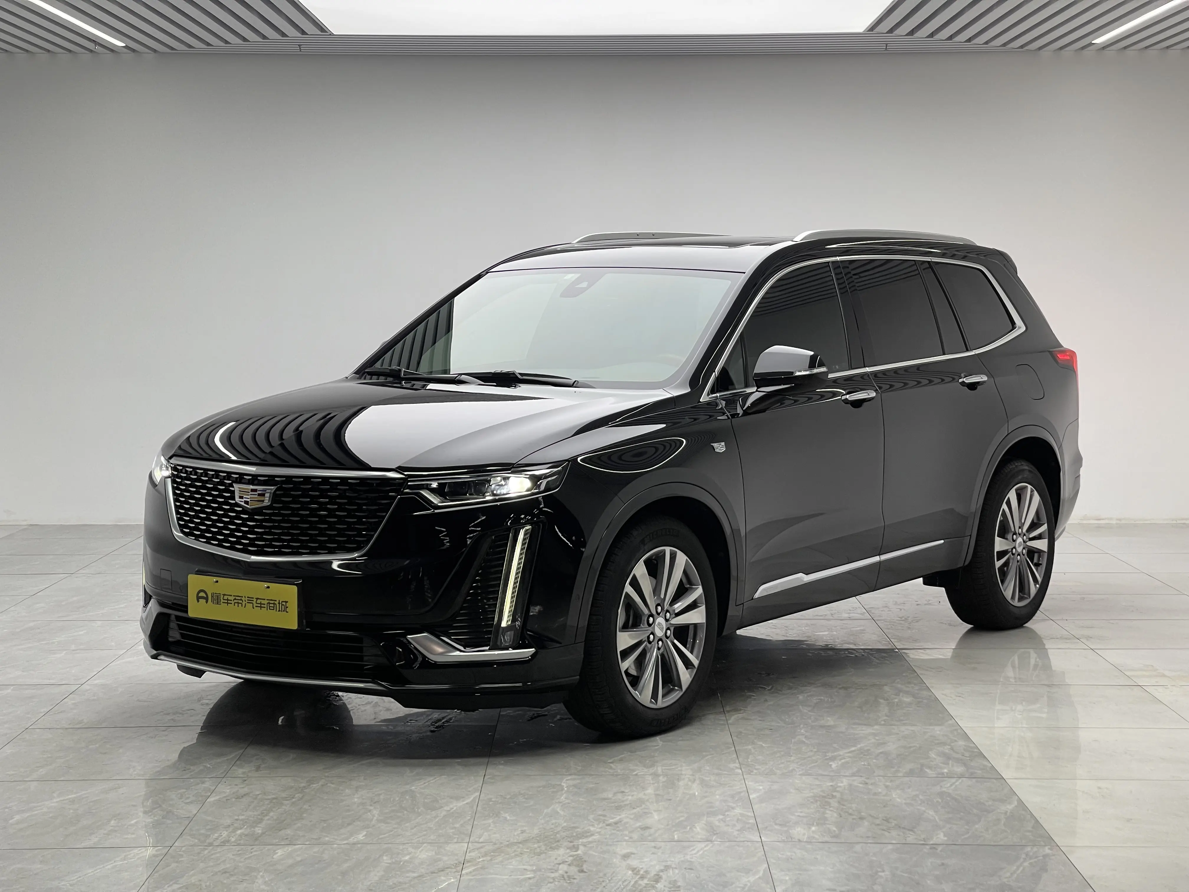 Cadillac XT6
