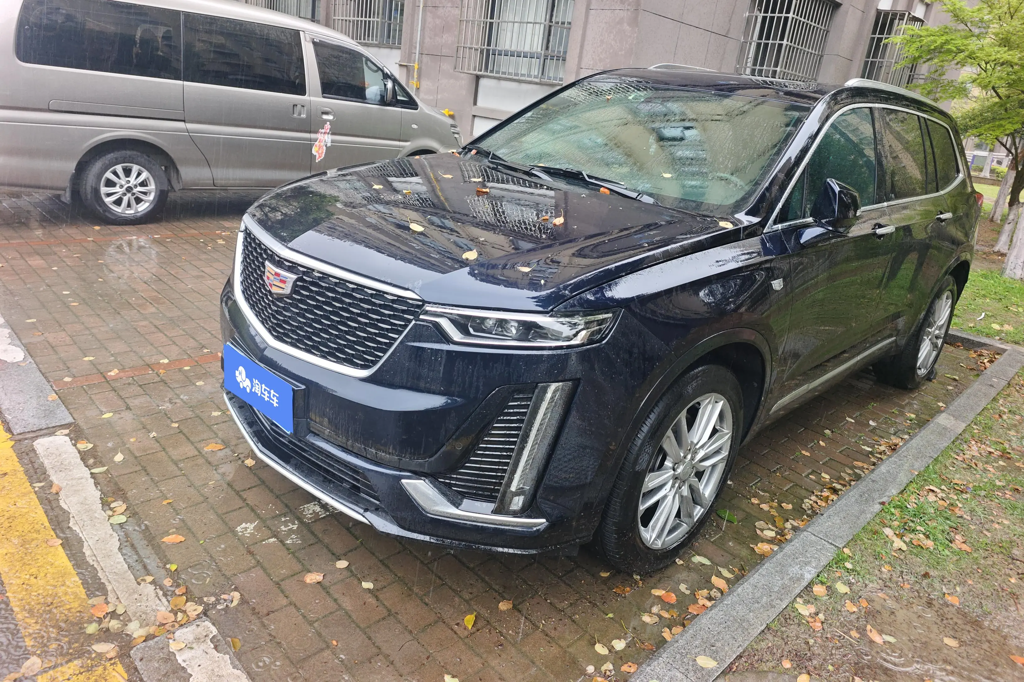 Cadillac XT6