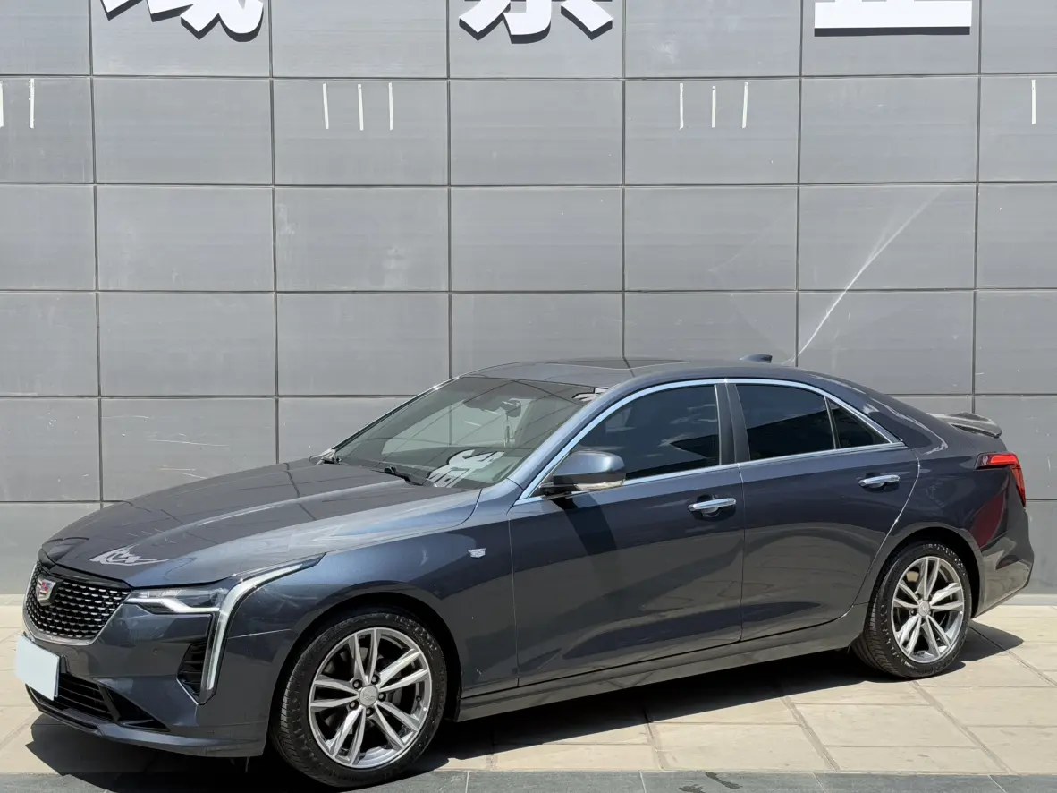 Cadillac CT4