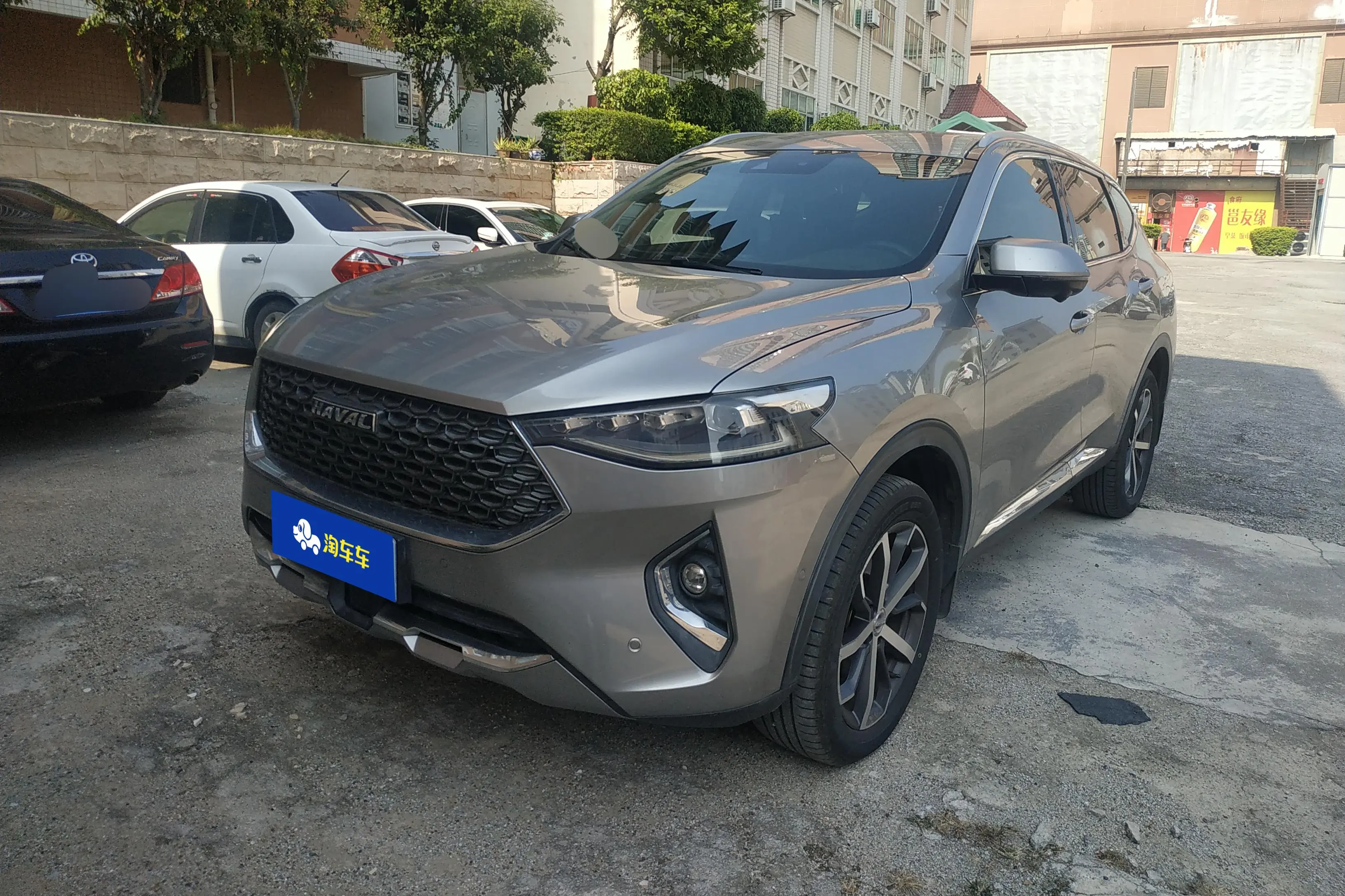 Haval F7
