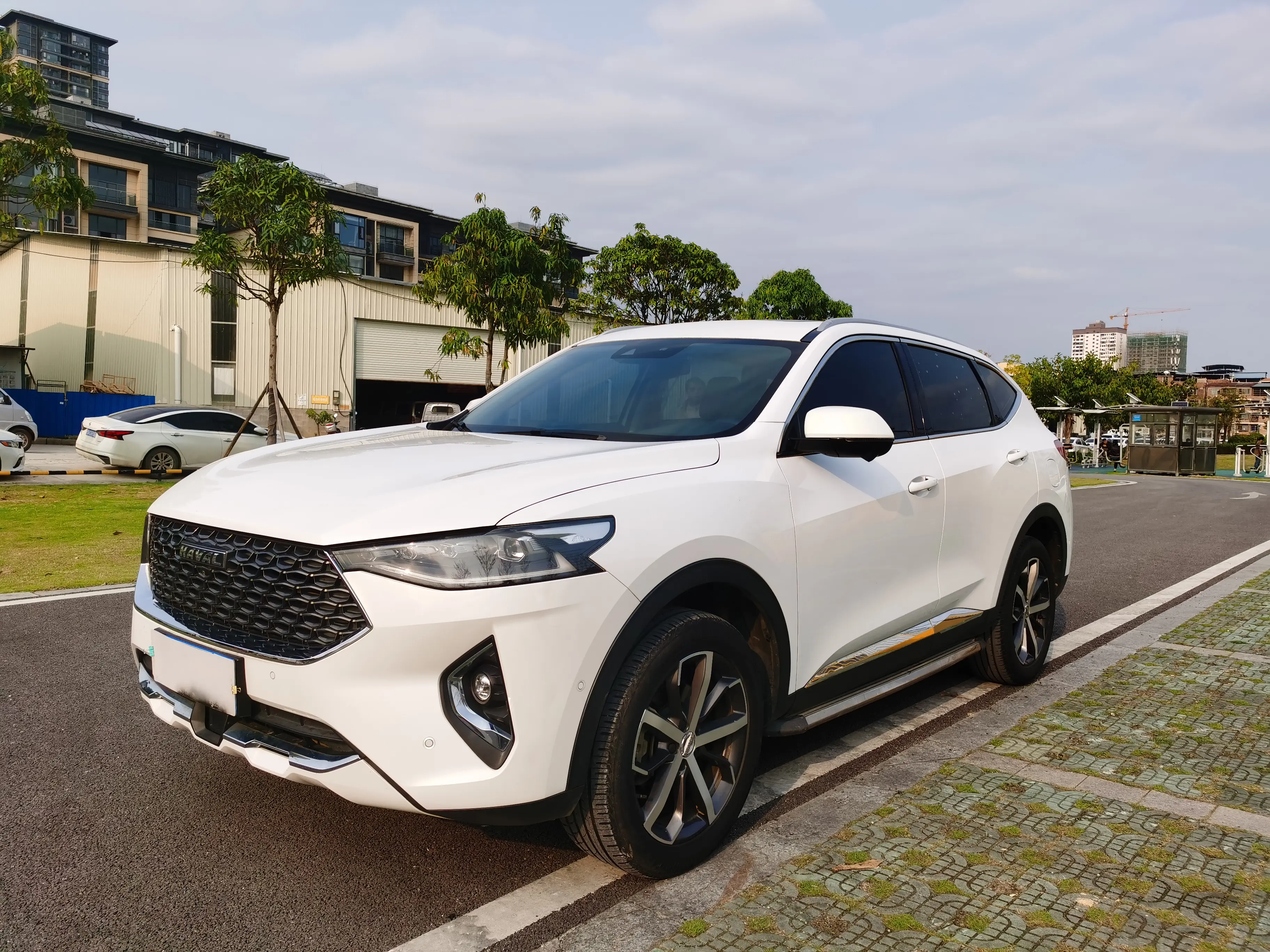 Haval F7