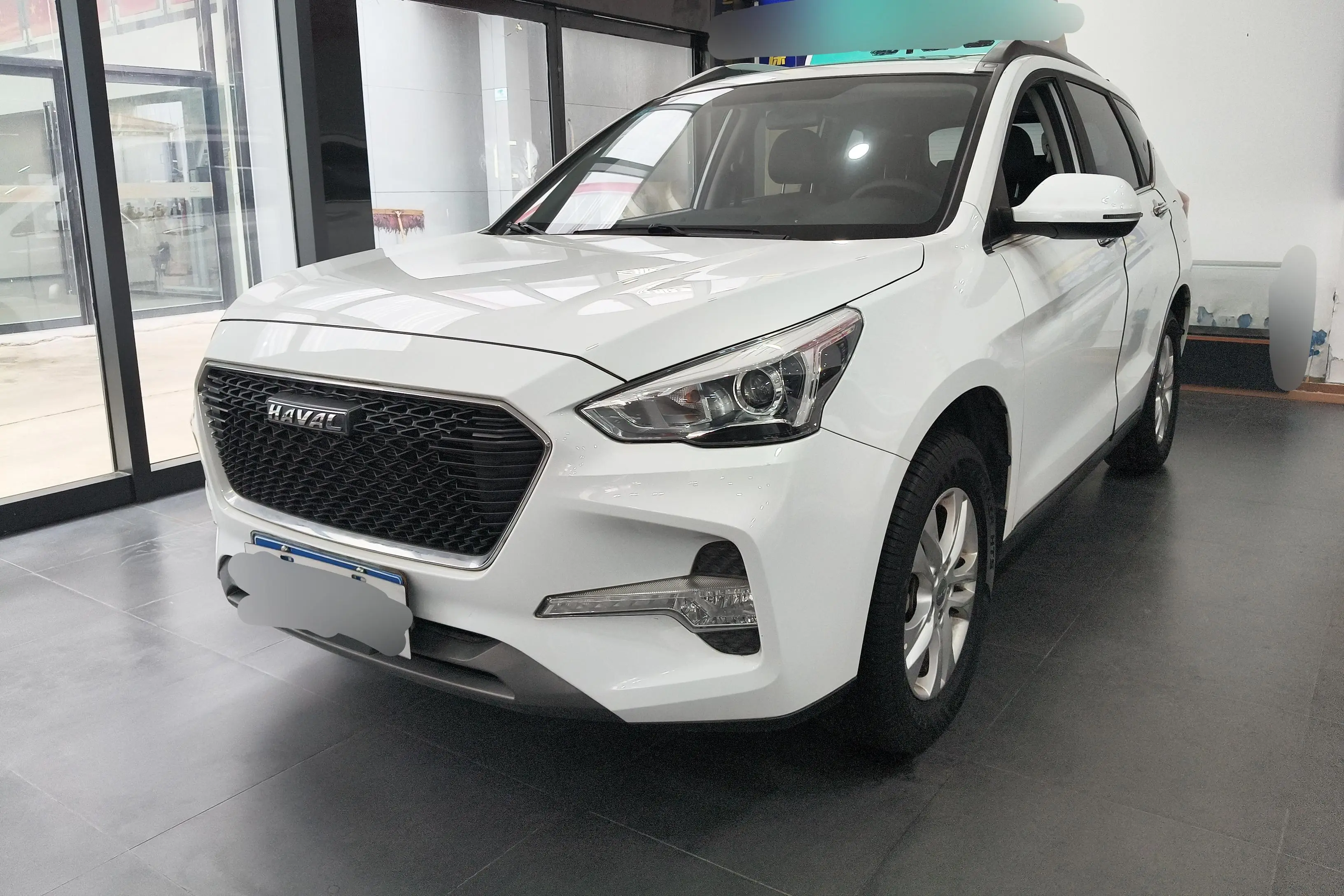 Haval M6