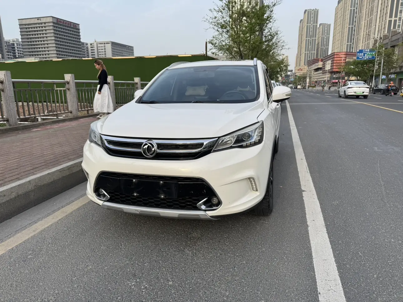 Dongfeng Fengshen AX5