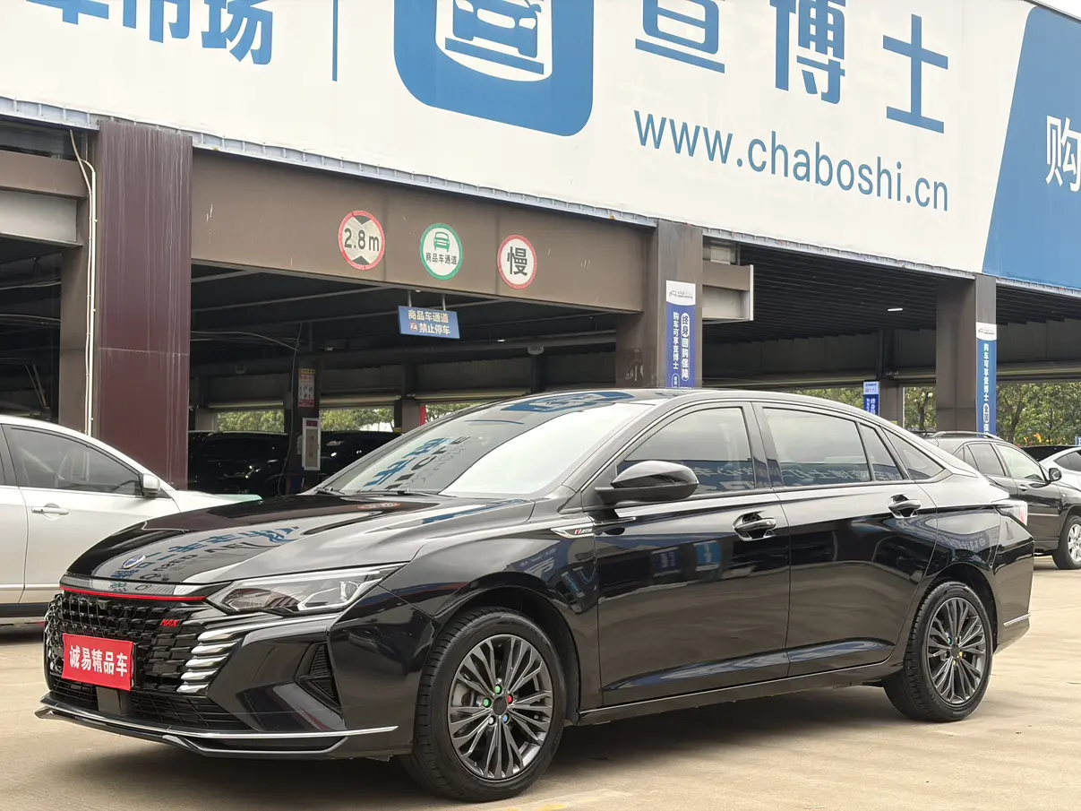 Dongfeng Yixuan MAX