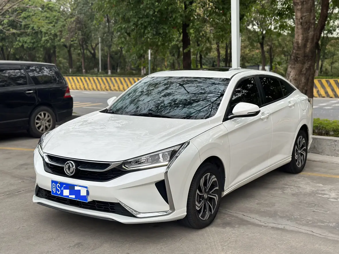 Dongfeng Yixuan
