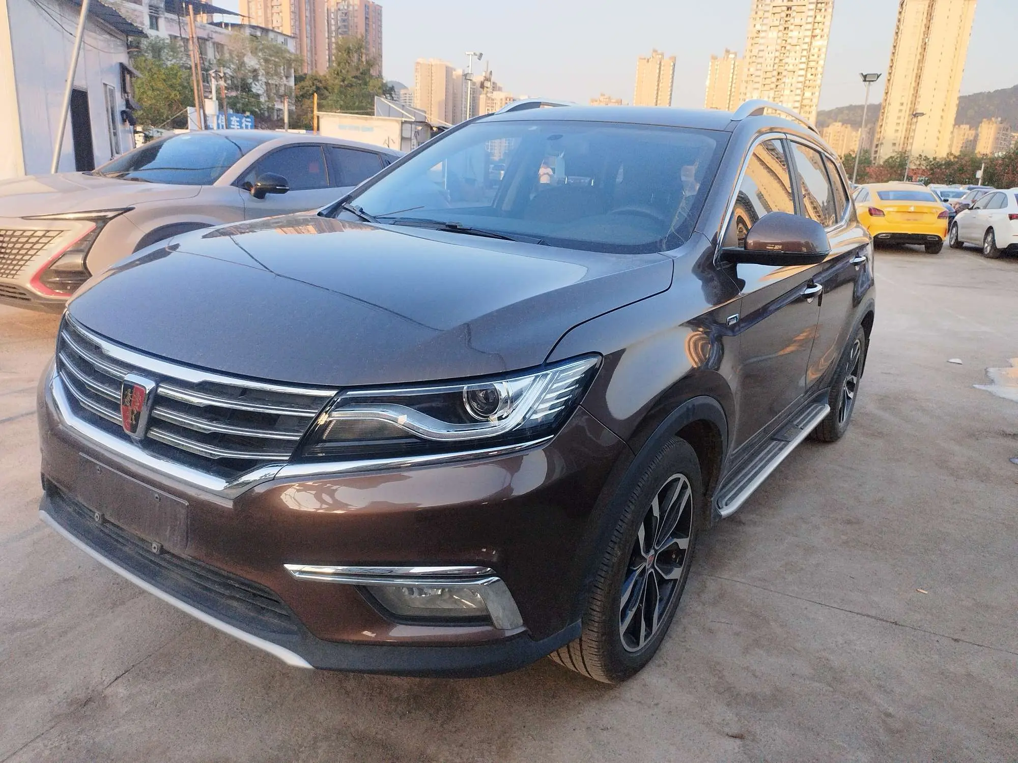 Roewe RX5