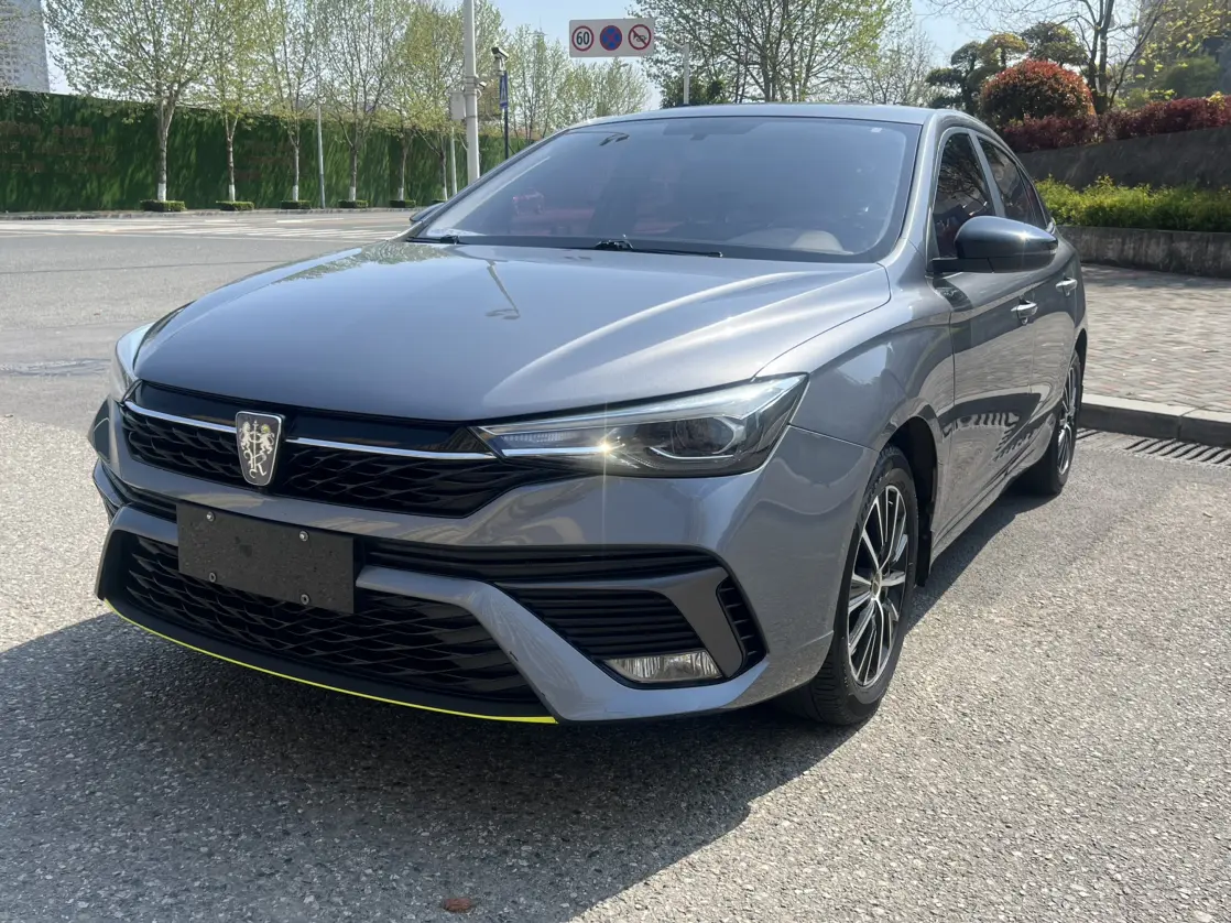 Roewe i5