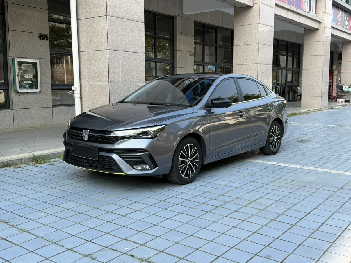 Roewe i5