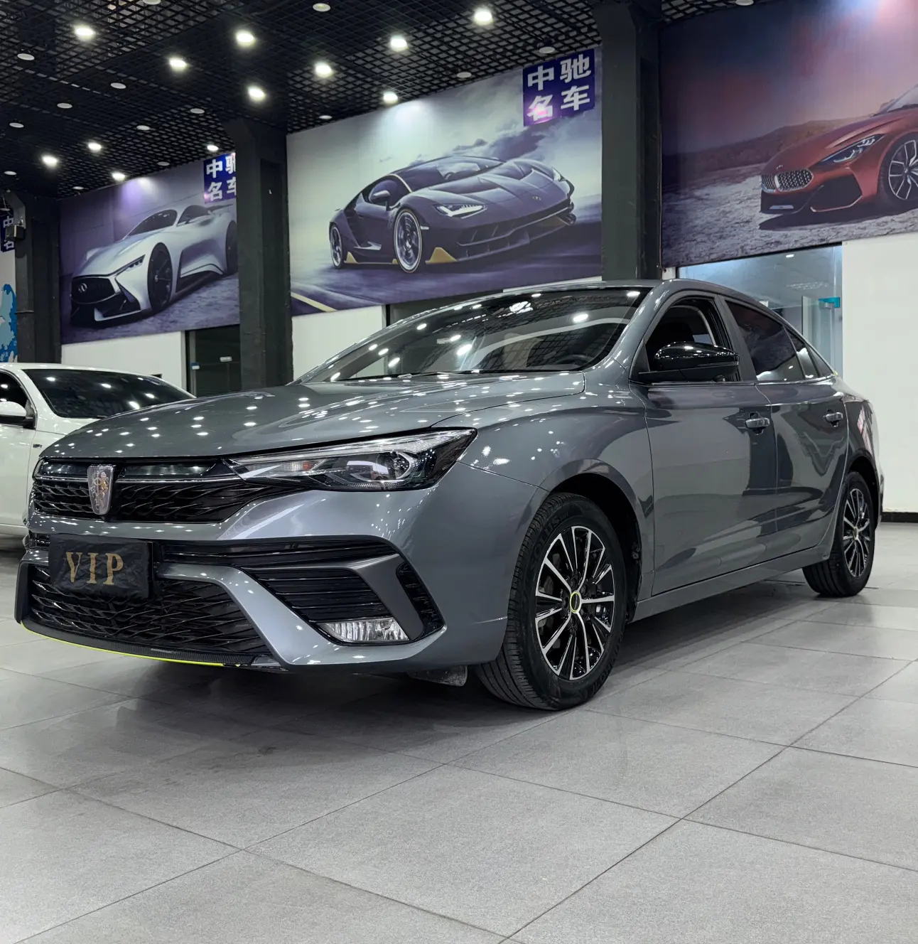 Roewe i5