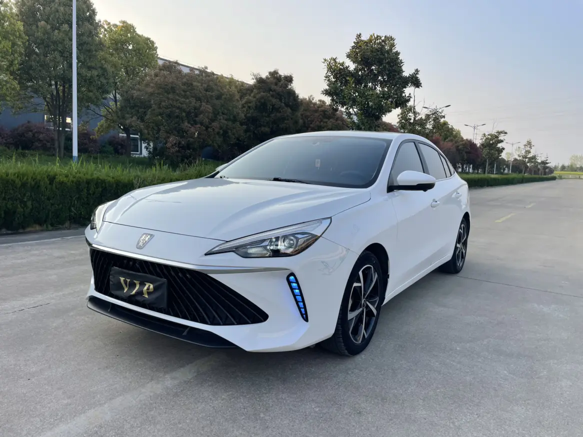 Roewe i5