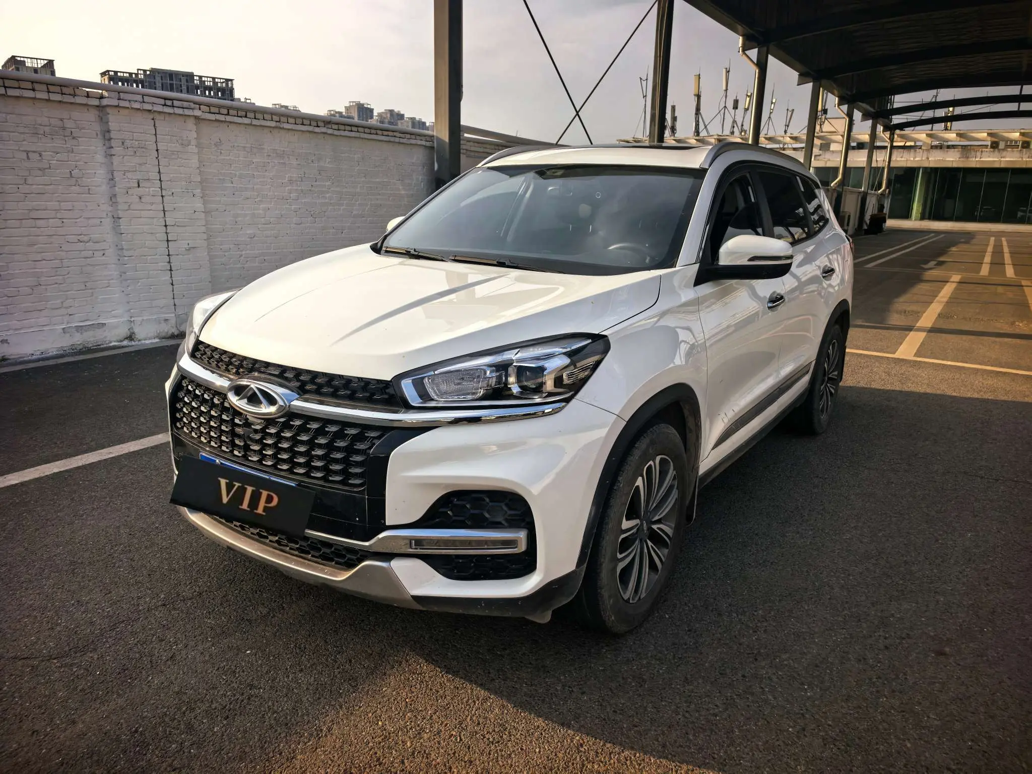 Chery Tiggo 8