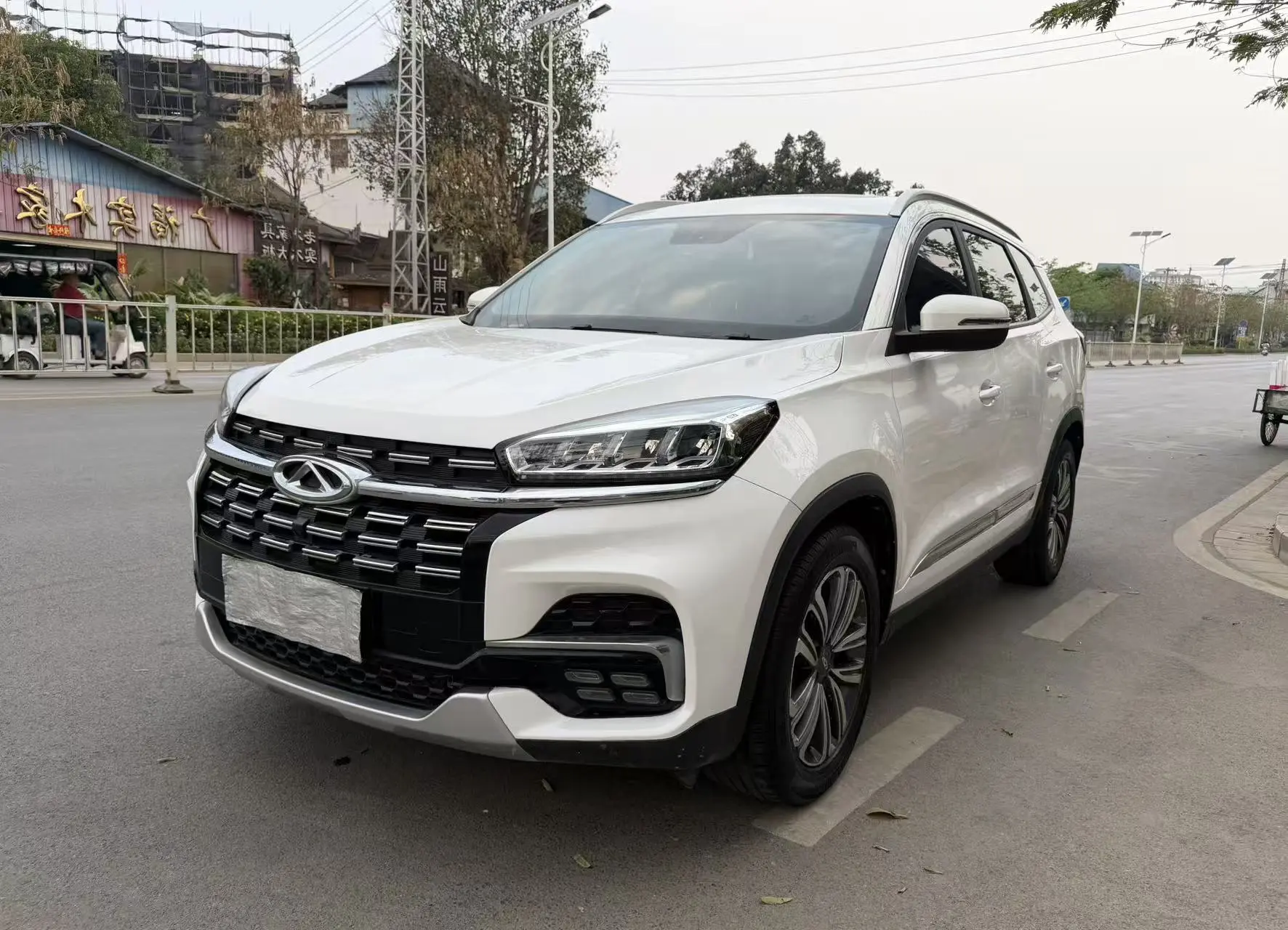 Chery Tiggo 8
