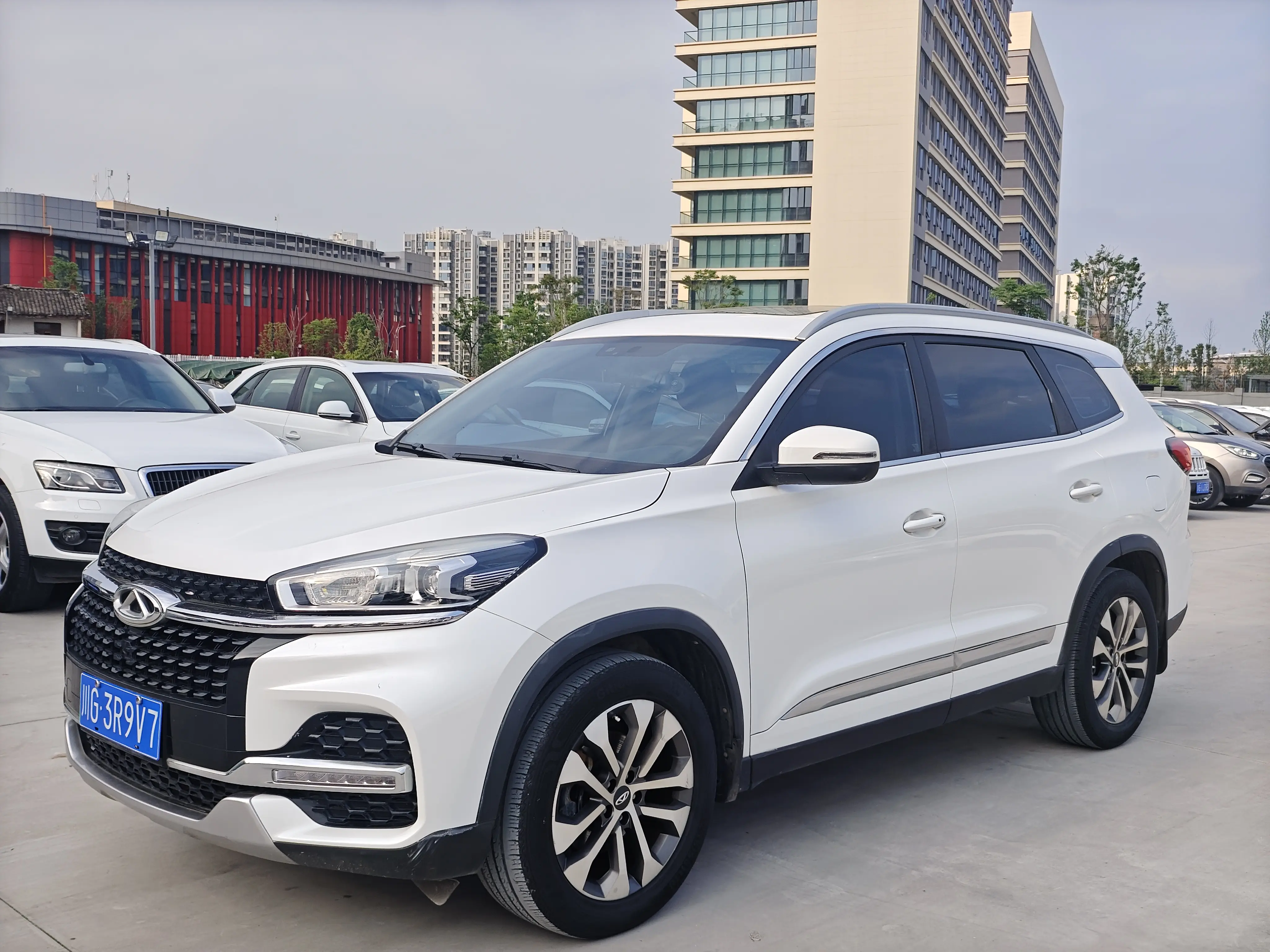 Chery Tiggo 8