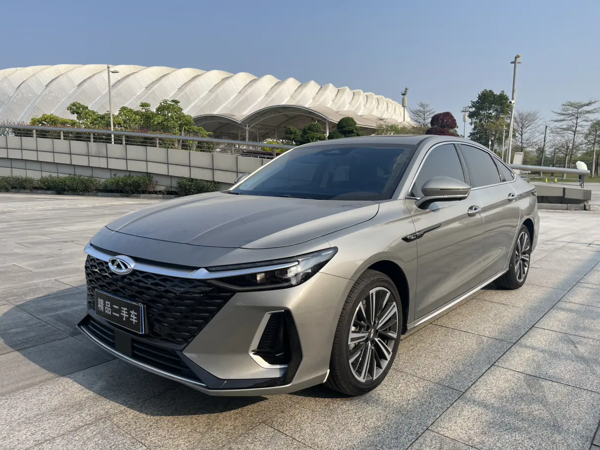 Chery Arrizo 8
