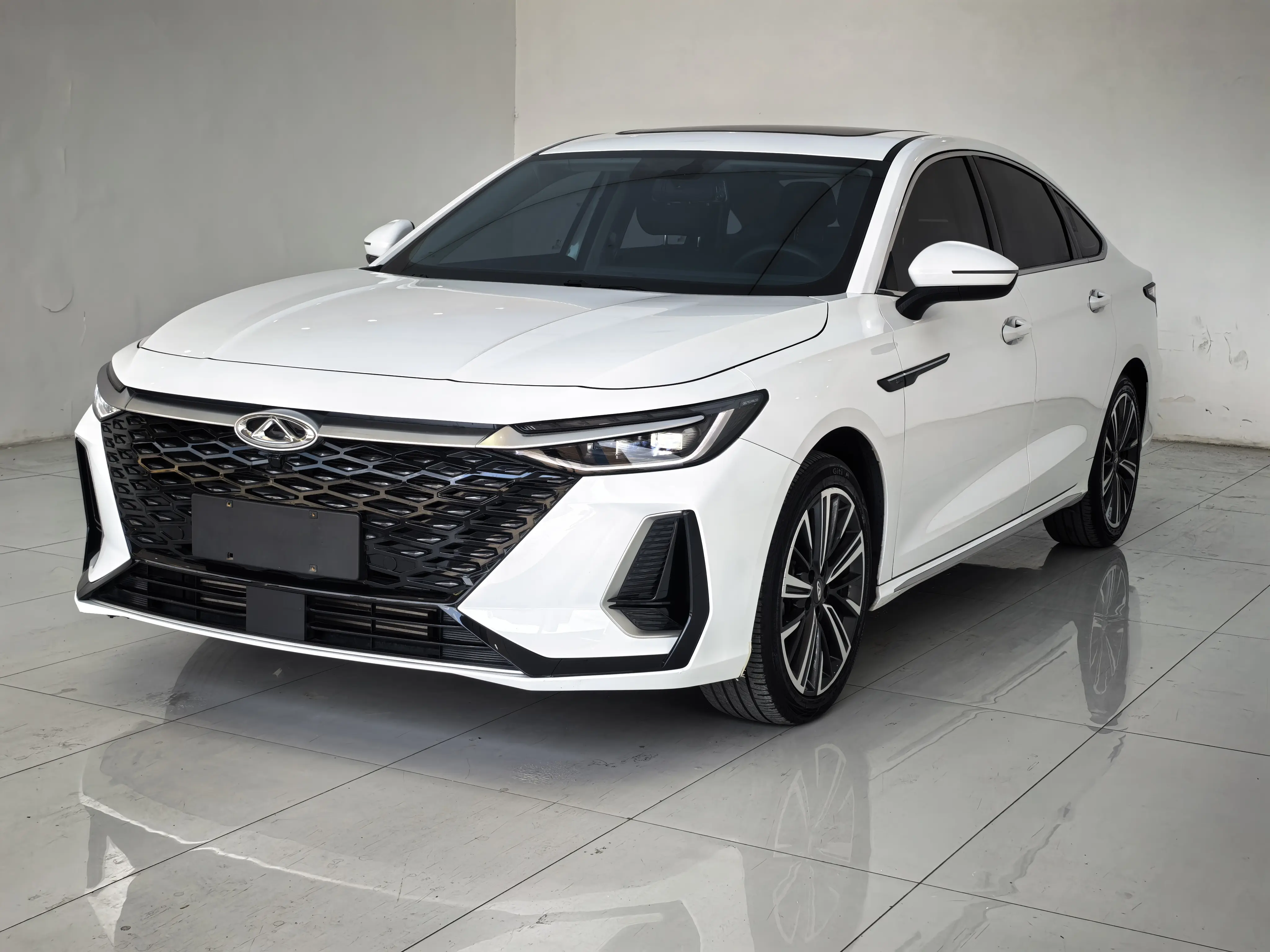 Chery Arrizo 8